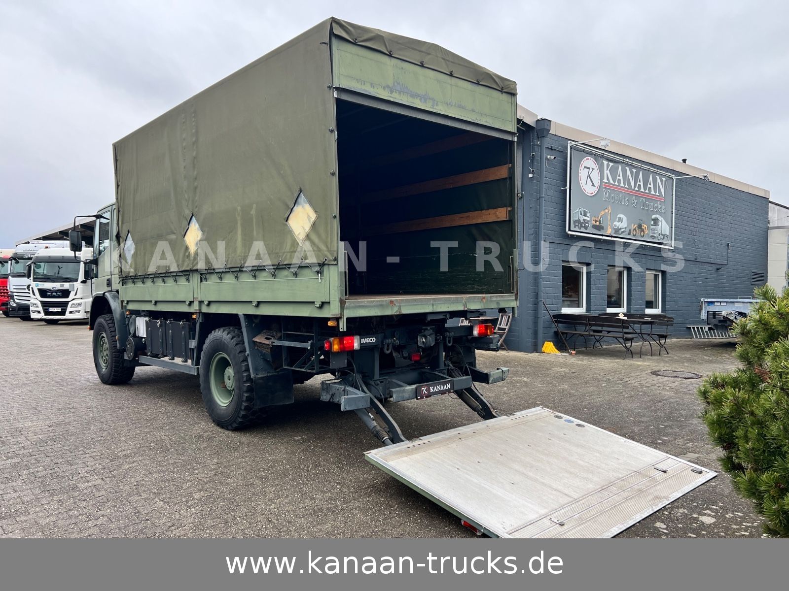 Fahrzeugabbildung Iveco 140 E240  Eurocargo 4x4 Miltär Camper Expedition