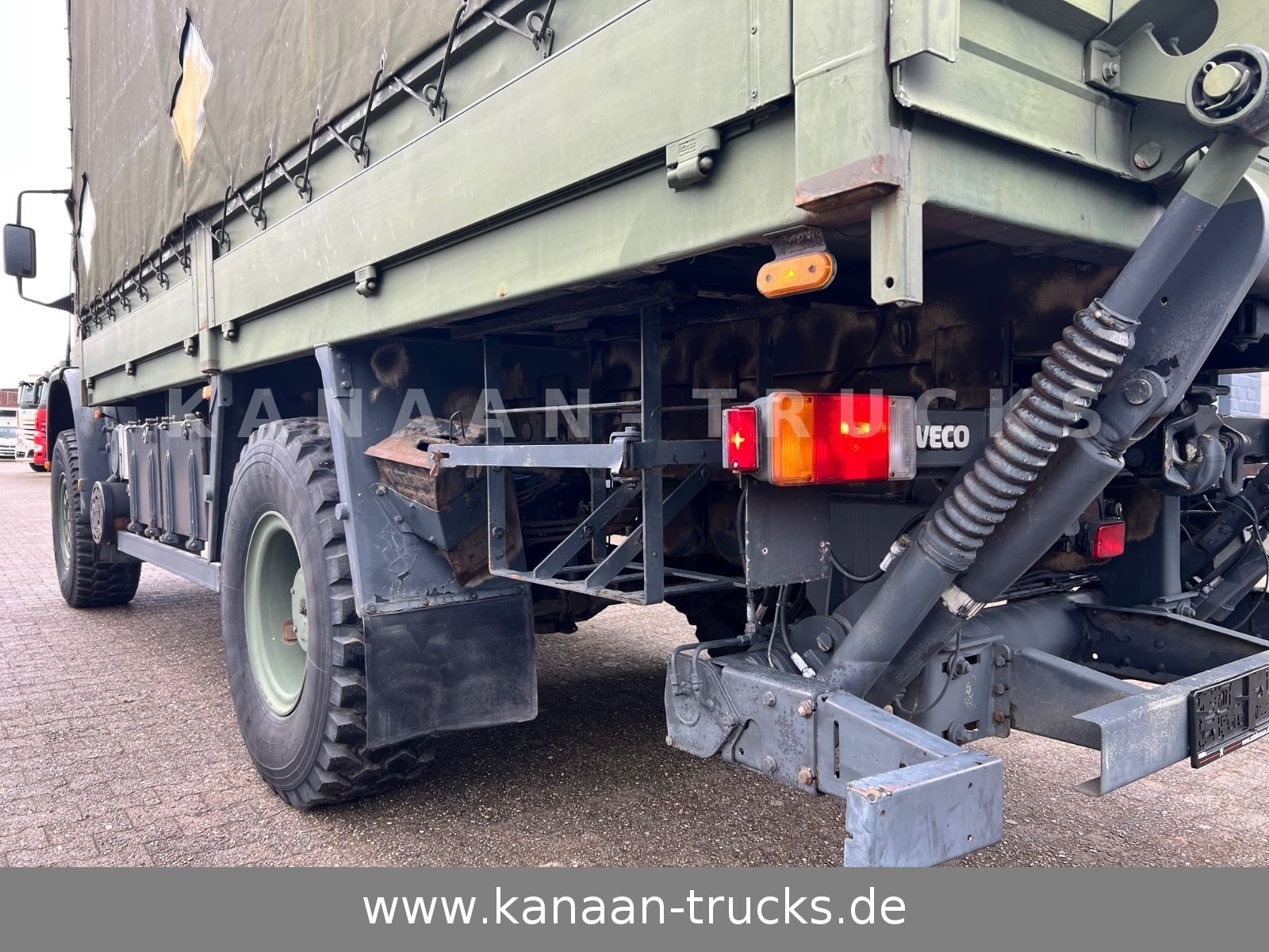 Fahrzeugabbildung Iveco 140 E240  Eurocargo 4x4 Miltär Camper Expedition