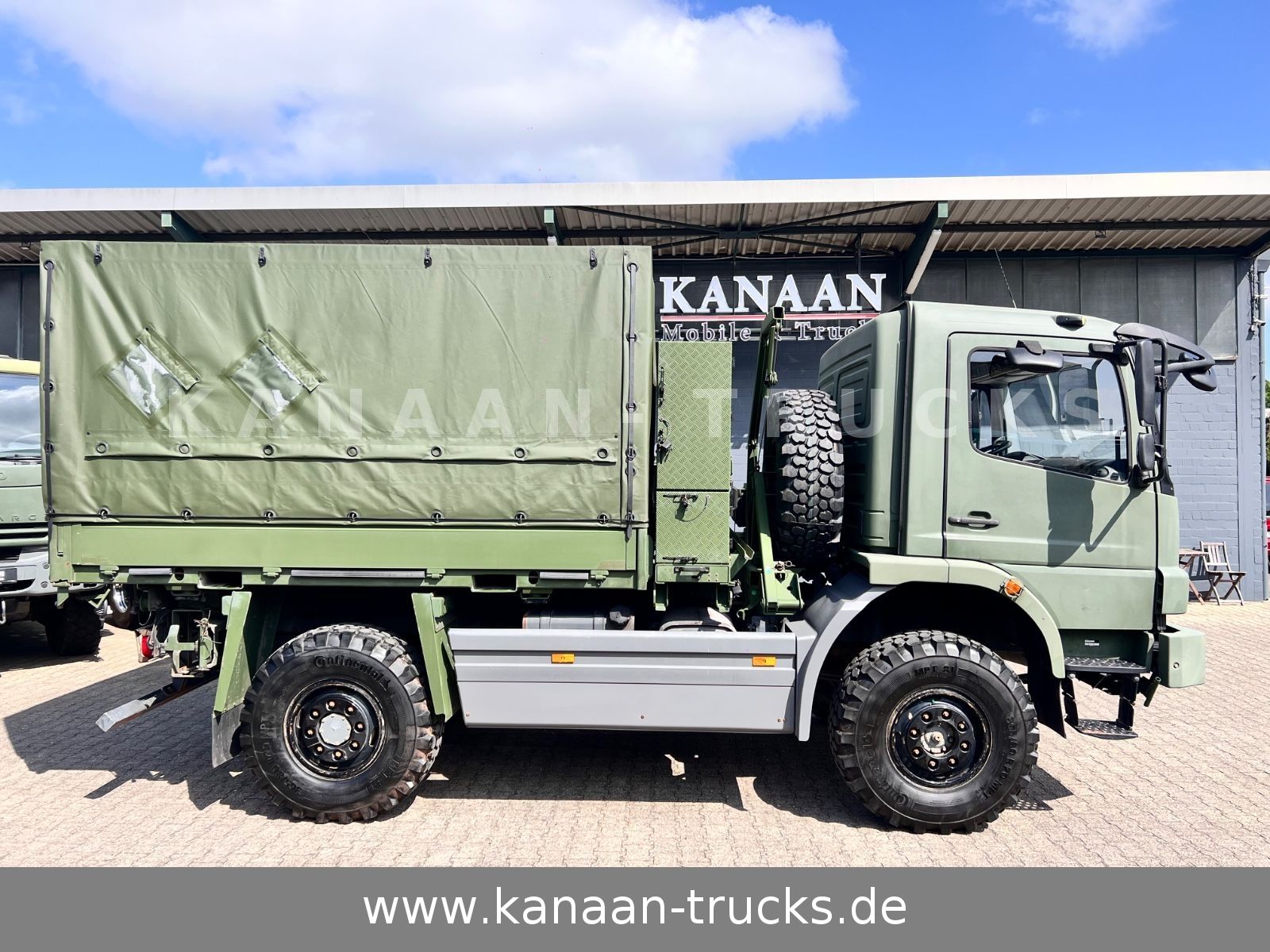 Fahrzeugabbildung Mercedes-Benz 1018 Atego 4x4 Allrad  Miltär Camper Expedition