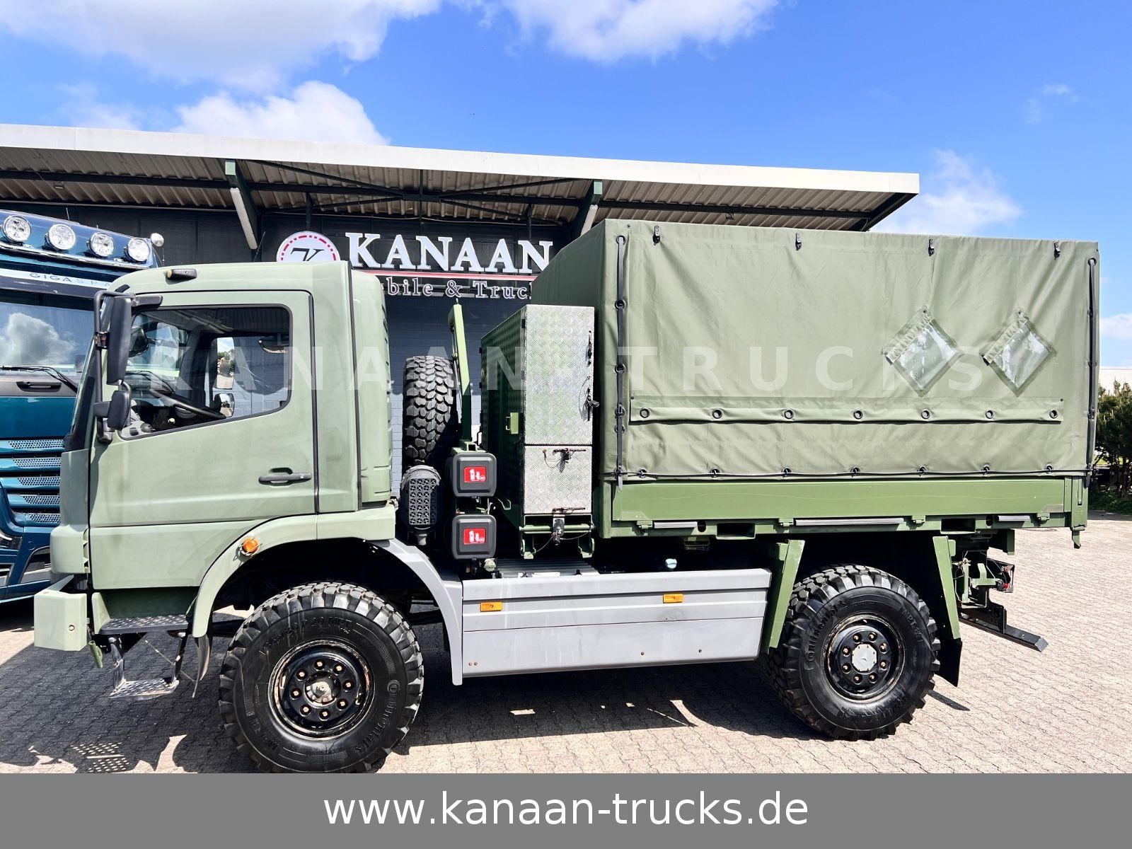 Fahrzeugabbildung Mercedes-Benz 1018 Atego 4x4 Allrad  Miltär Camper Expedition