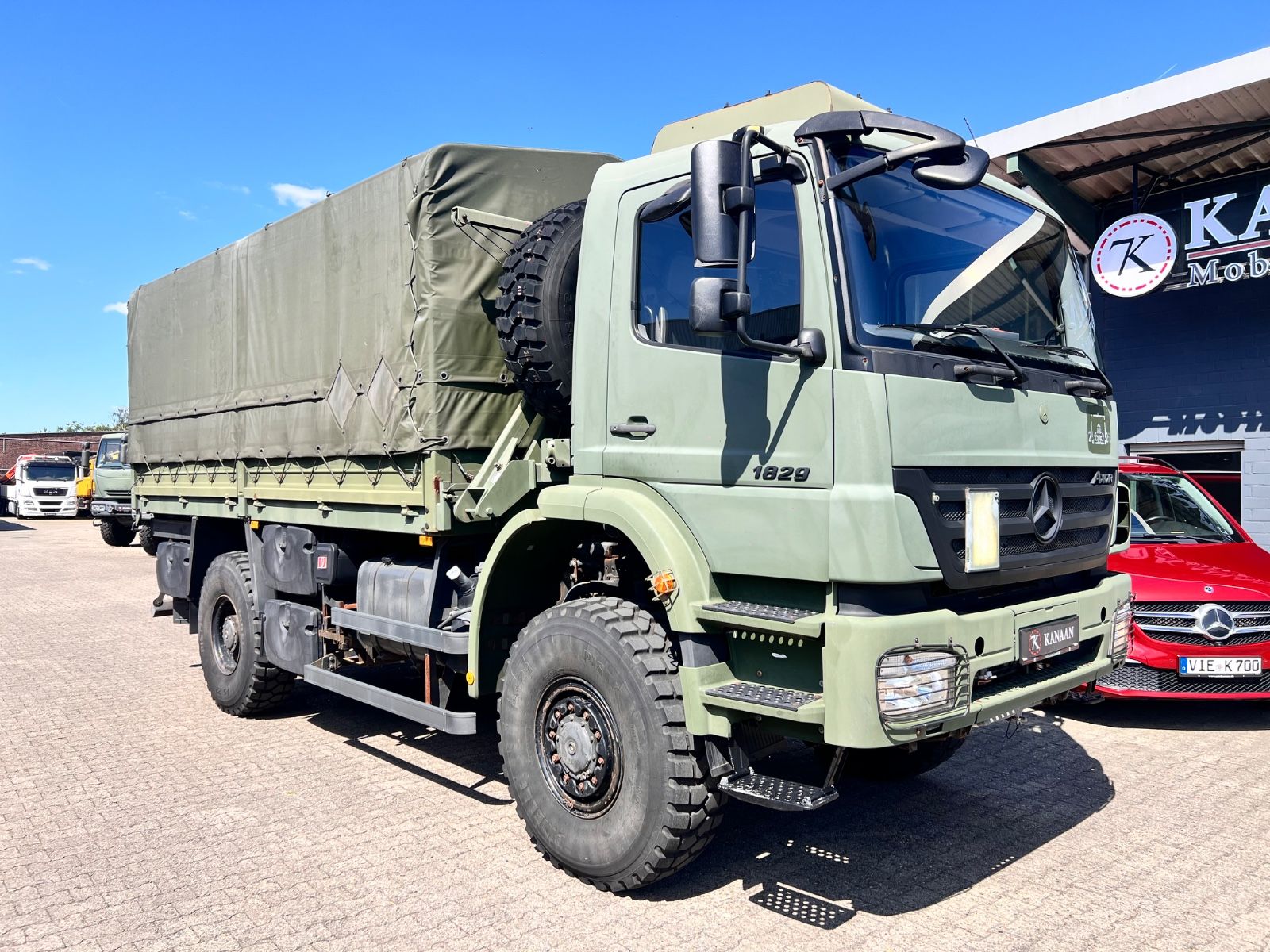 Mercedes-Benz 1829 A Axor 4x4 EX-Militär  31 TKM Camper Expedi