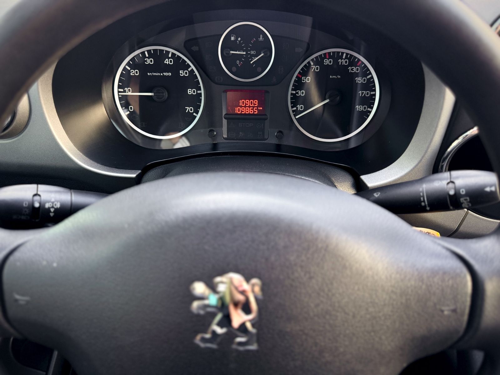 Fahrzeugabbildung Peugeot Partner 1.6 Tepee Family *PANORAMA|KLIMA|PDC*