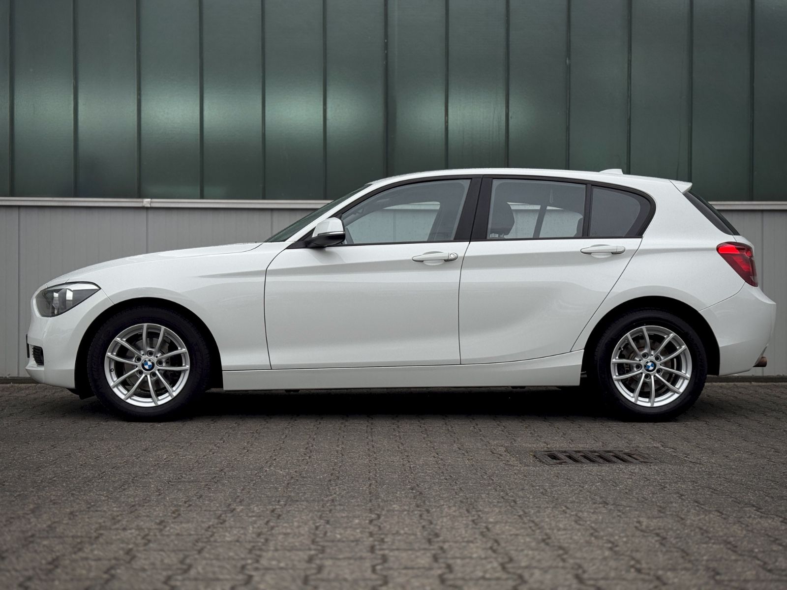 Fahrzeugabbildung BMW 114 i Advantage *KLIMA|PDC|SHZ|TEL*