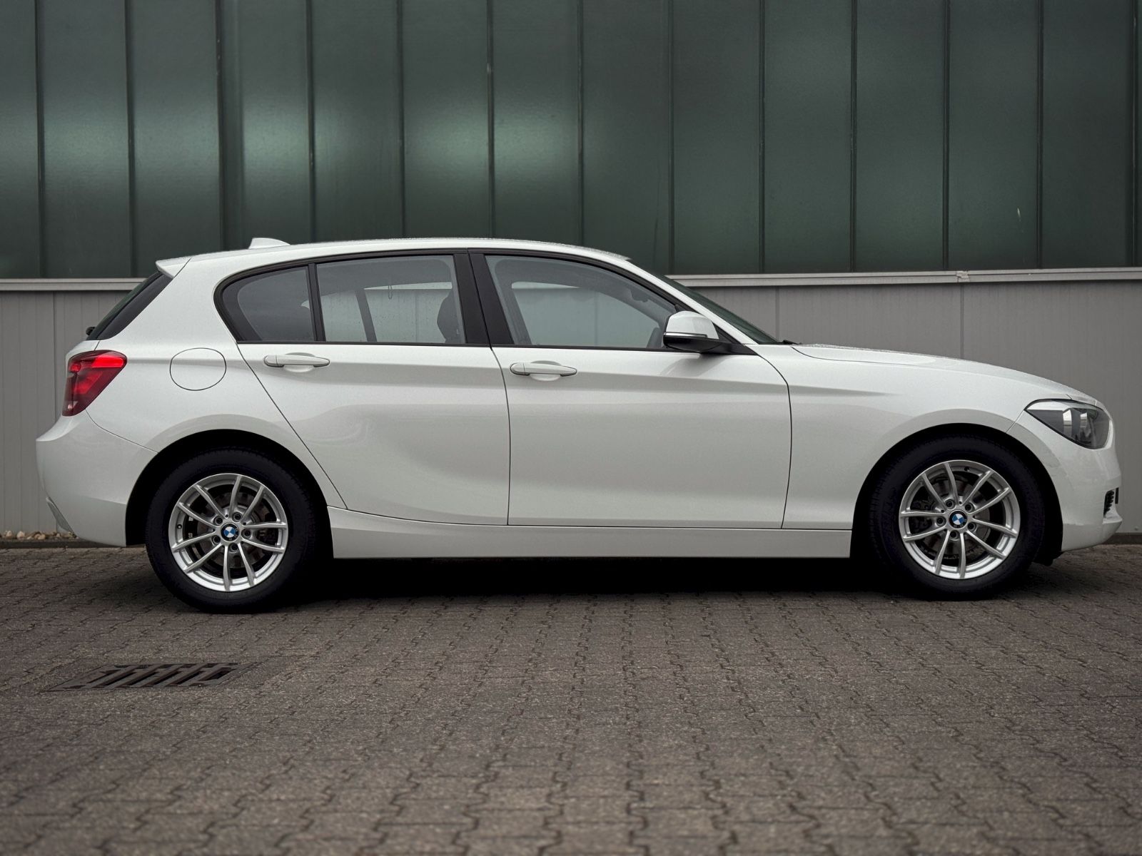 Fahrzeugabbildung BMW 114 i Advantage *KLIMA|PDC|SHZ|TEL*