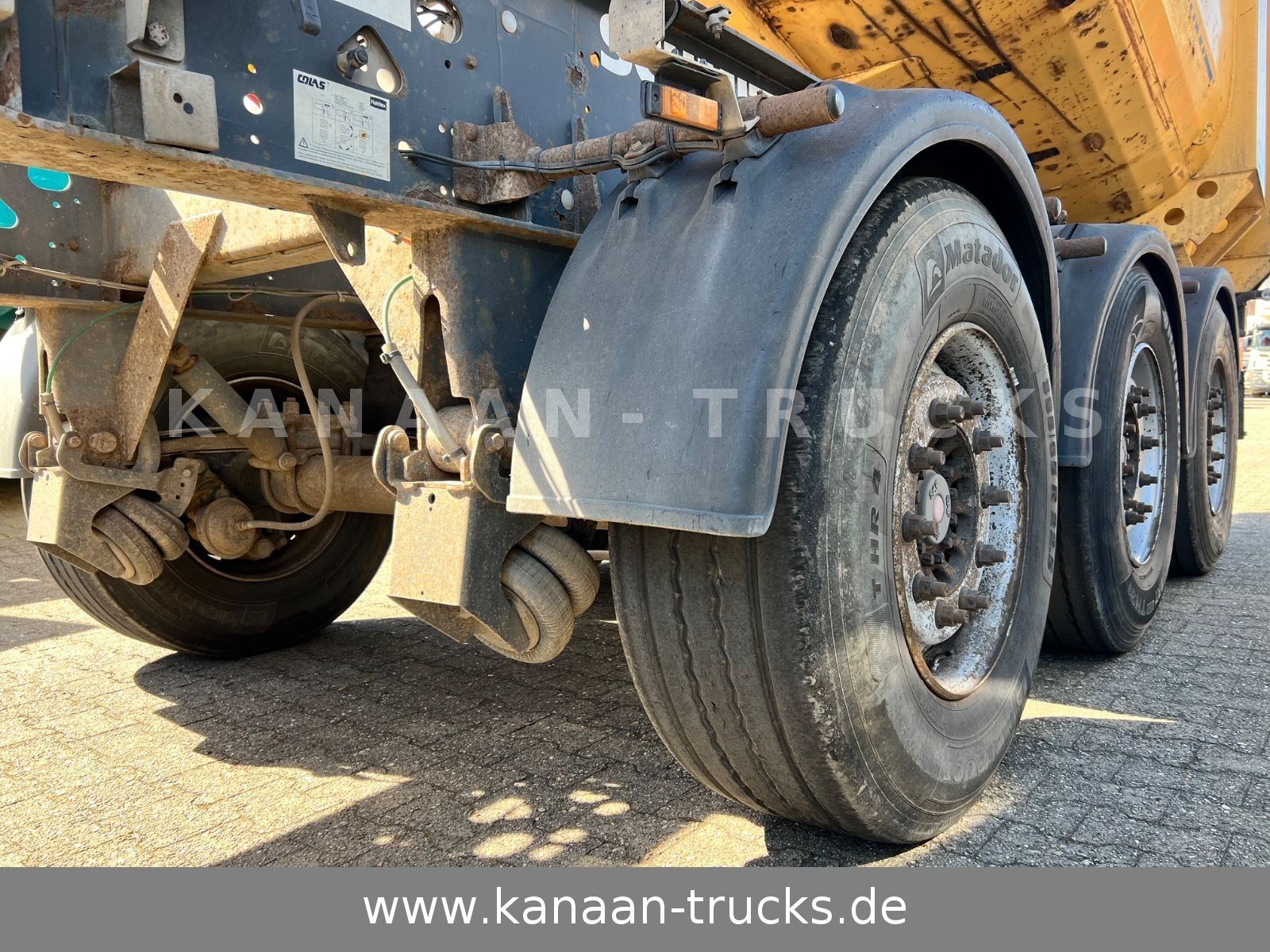 Fahrzeugabbildung Schmitz Cargobull SKI 24 SL7,2   Liftachse Leerg. 6.200 Kg  STEEL