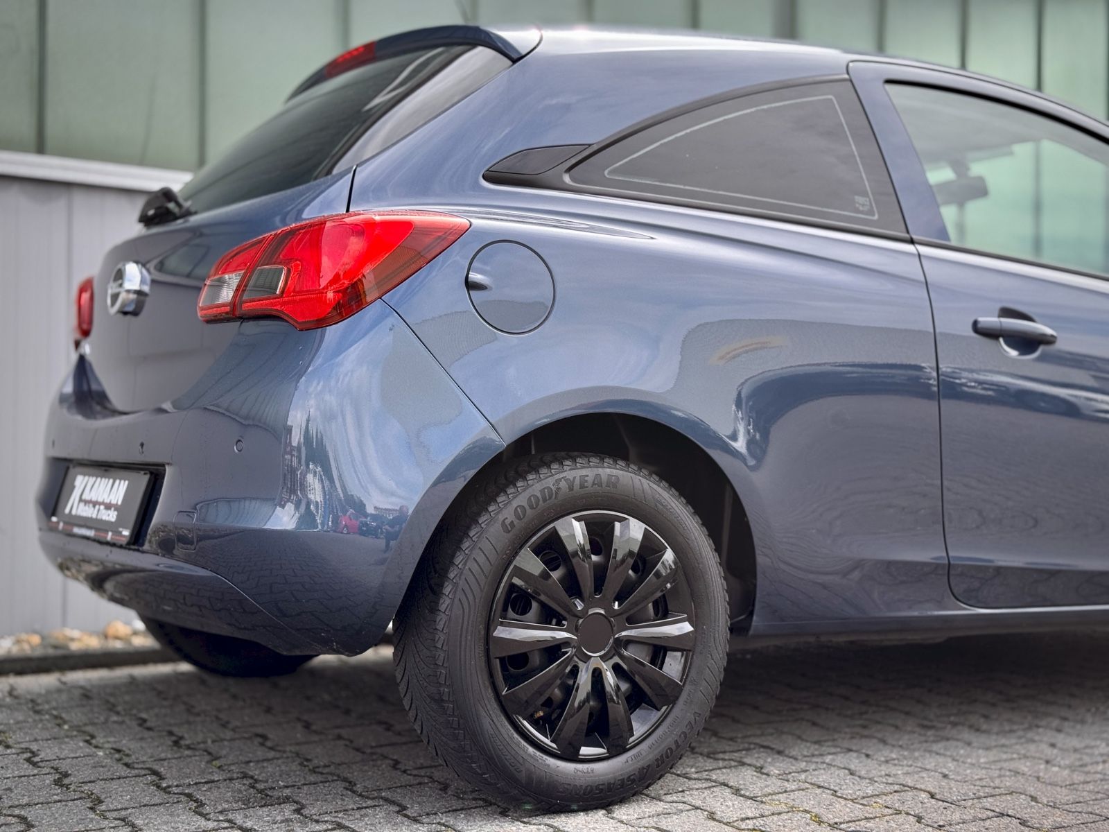 Fahrzeugabbildung Opel Corsa E 1.4 Edition *KLIMA|CARPLAY|PDC*
