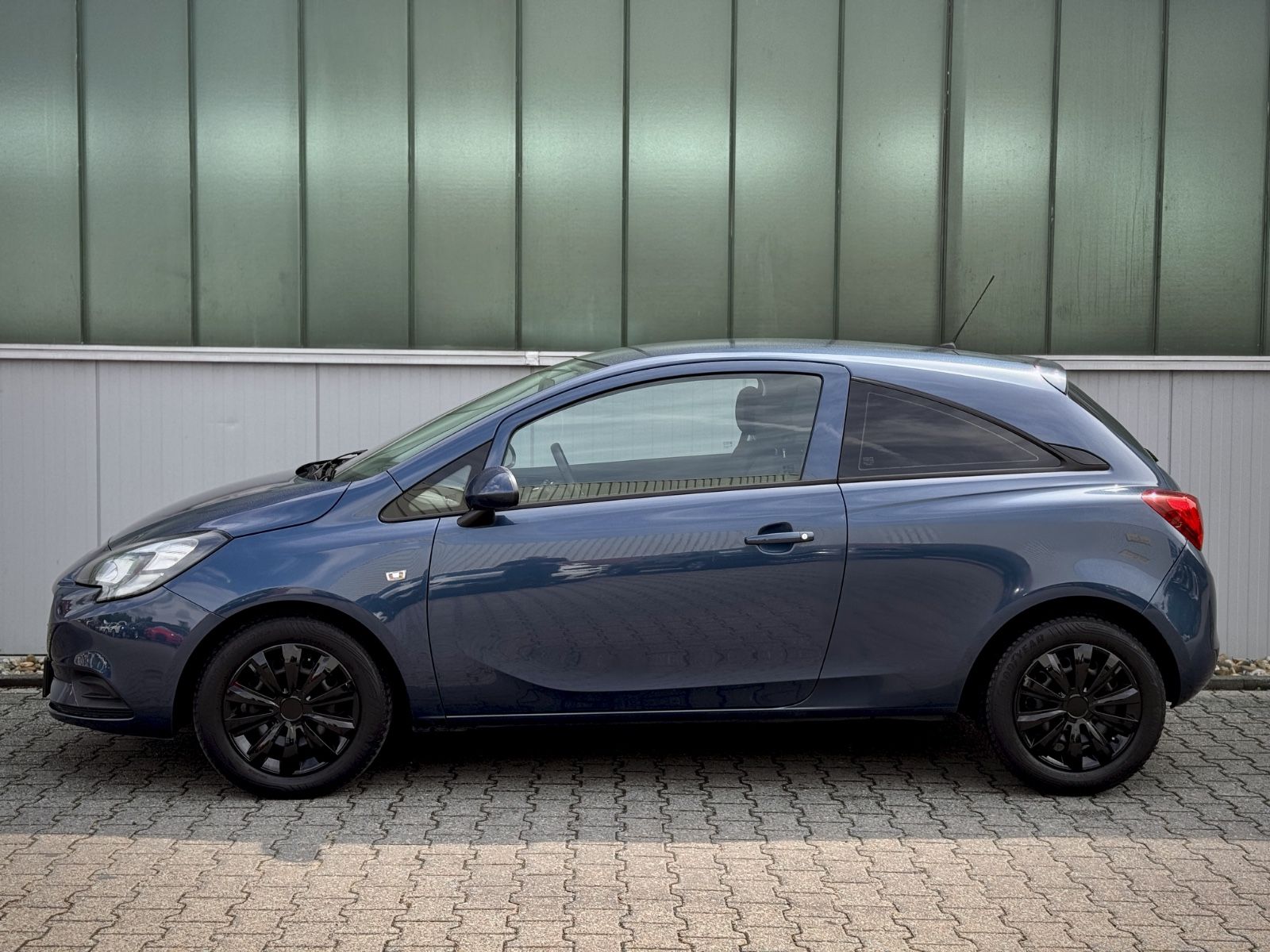 Fahrzeugabbildung Opel Corsa E 1.4 Edition *KLIMA|CARPLAY|PDC*