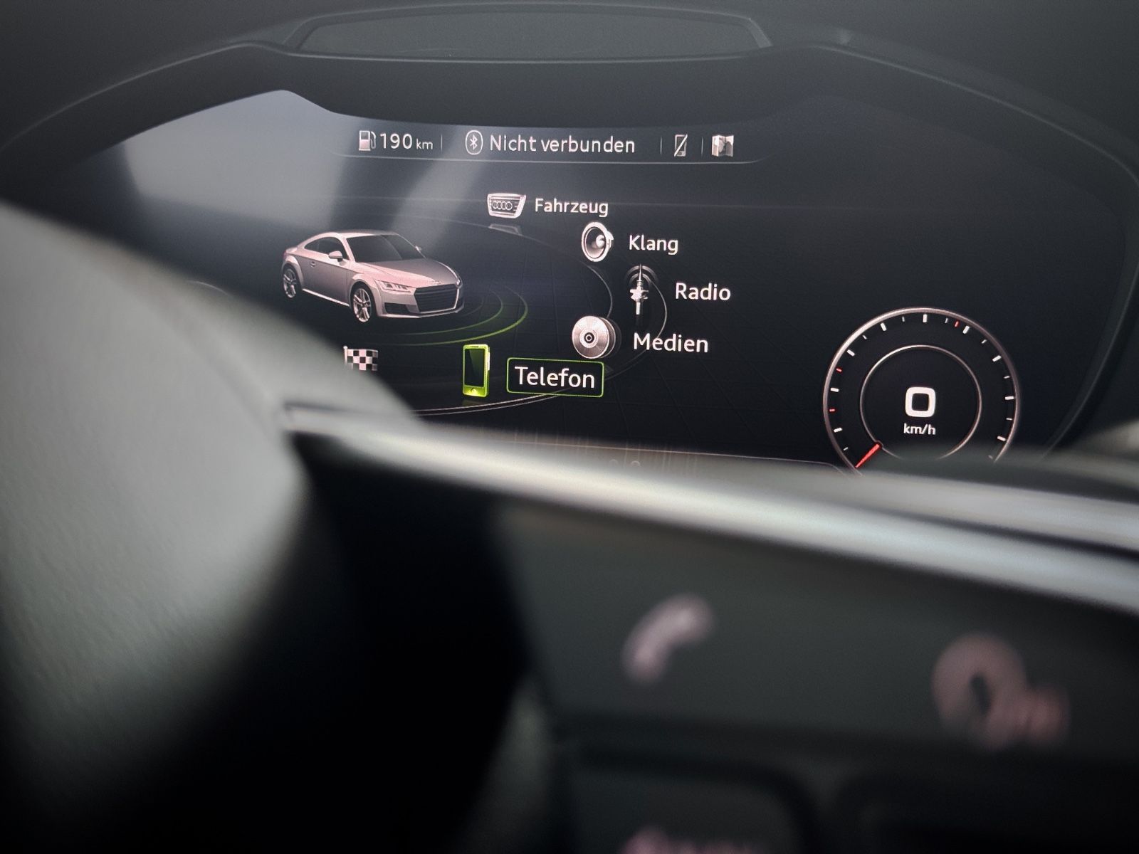 Fahrzeugabbildung Audi TT Coupe 40 TFSI S-Line *NAV|OPTIK-PAKET|19"ALU*