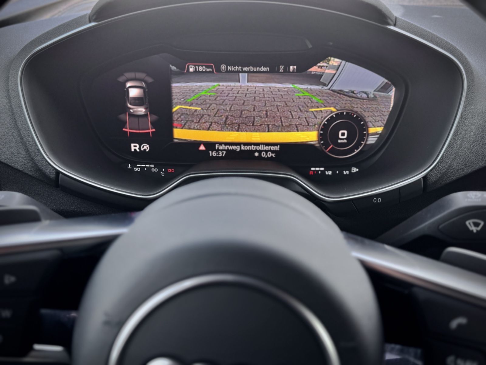 Fahrzeugabbildung Audi TT Coupe 40 TFSI S-Line *NAV|OPTIK-PAKET|19"ALU*