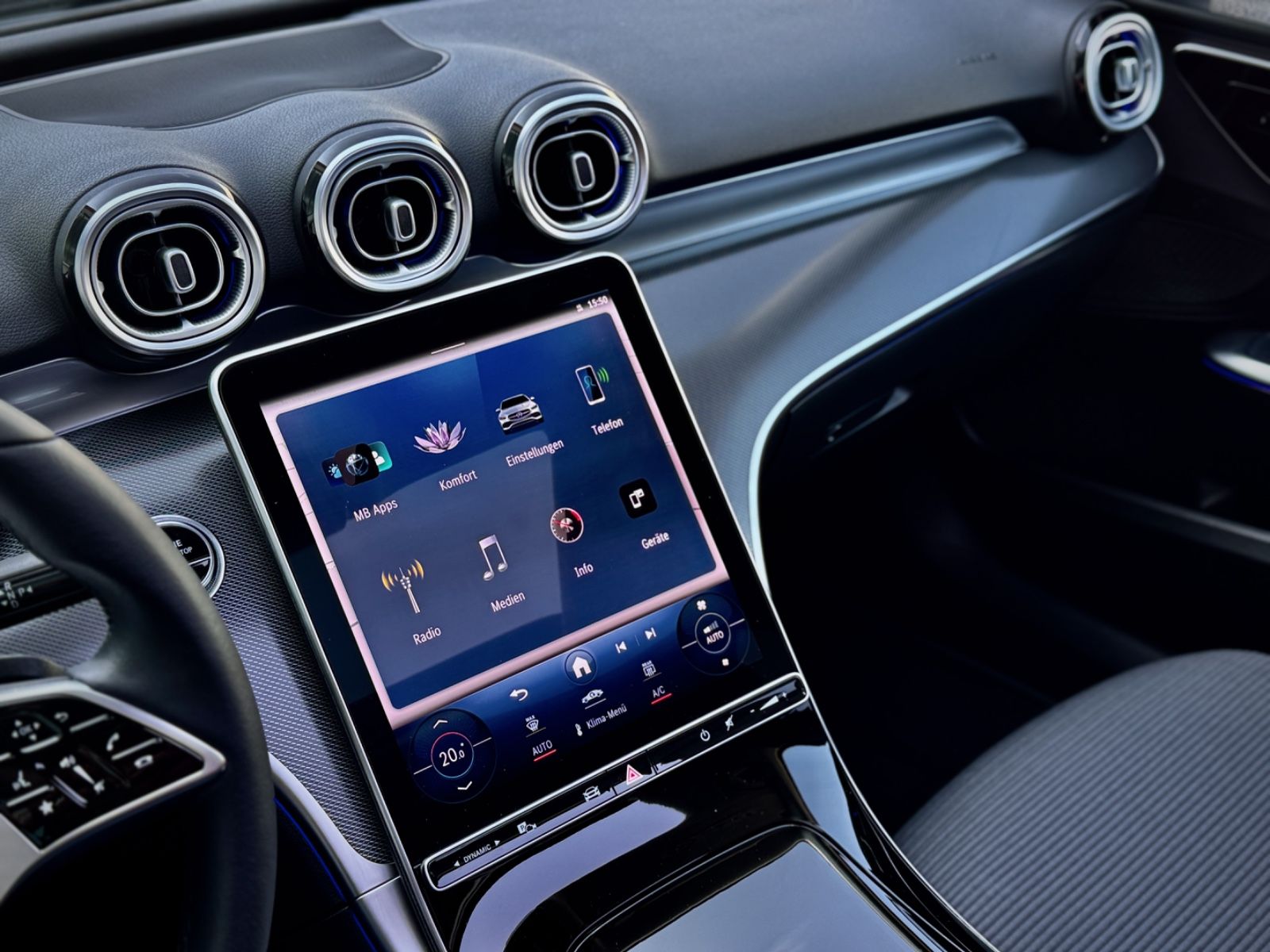 Fahrzeugabbildung Mercedes-Benz C 180 Avantgarde Business*GSHD|AMBIENTE|LED|CAM*