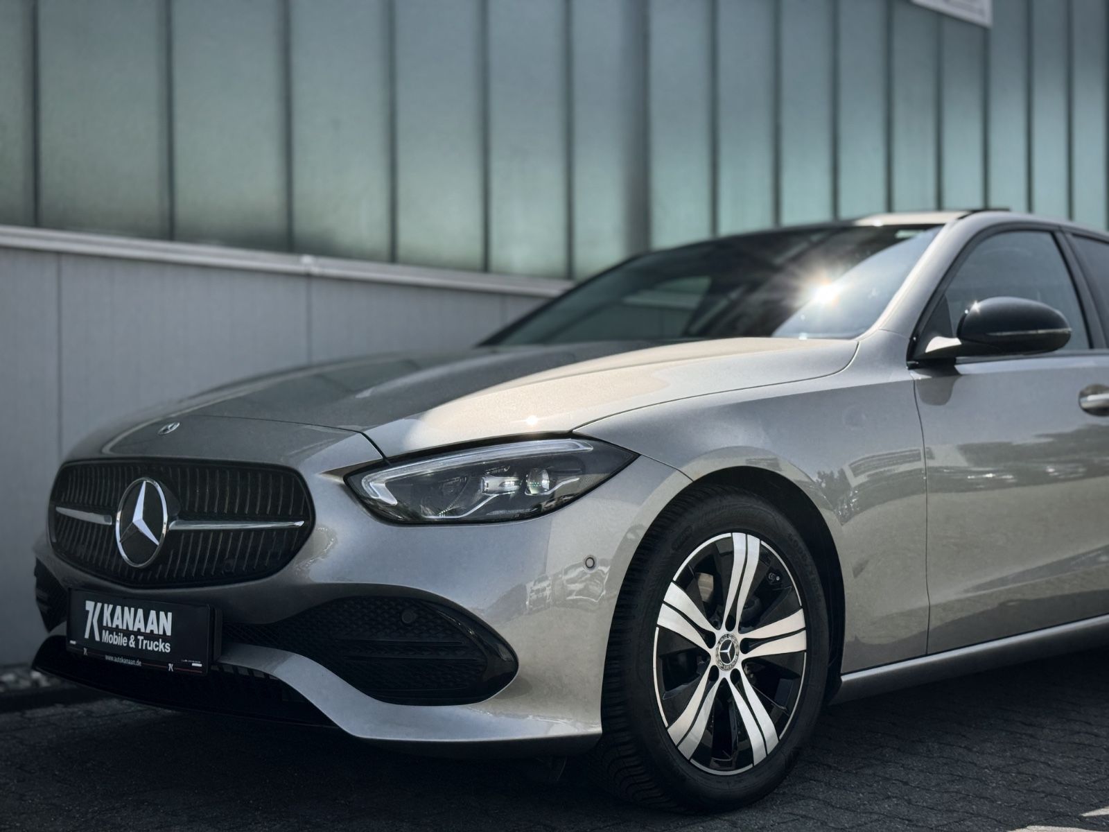 Fahrzeugabbildung Mercedes-Benz C 180 Avantgarde Business*GSHD|AMBIENTE|LED|CAM*