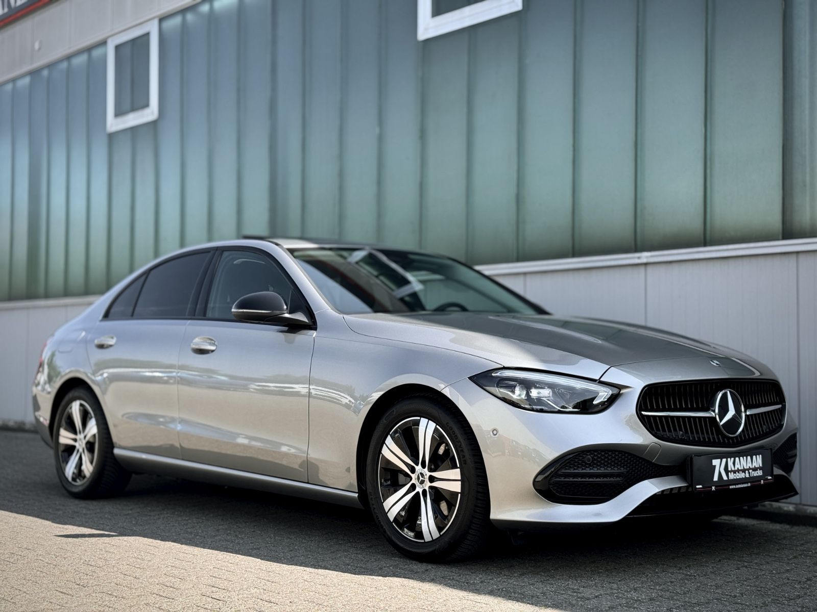 Fahrzeugabbildung Mercedes-Benz C 180 Avantgarde Business*GSHD|AMBIENTE|LED|CAM*