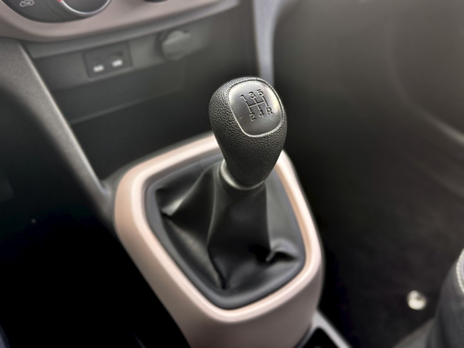 Fahrzeugabbildung Hyundai i10 Classic *KLIMA|USB|ISOFIX*