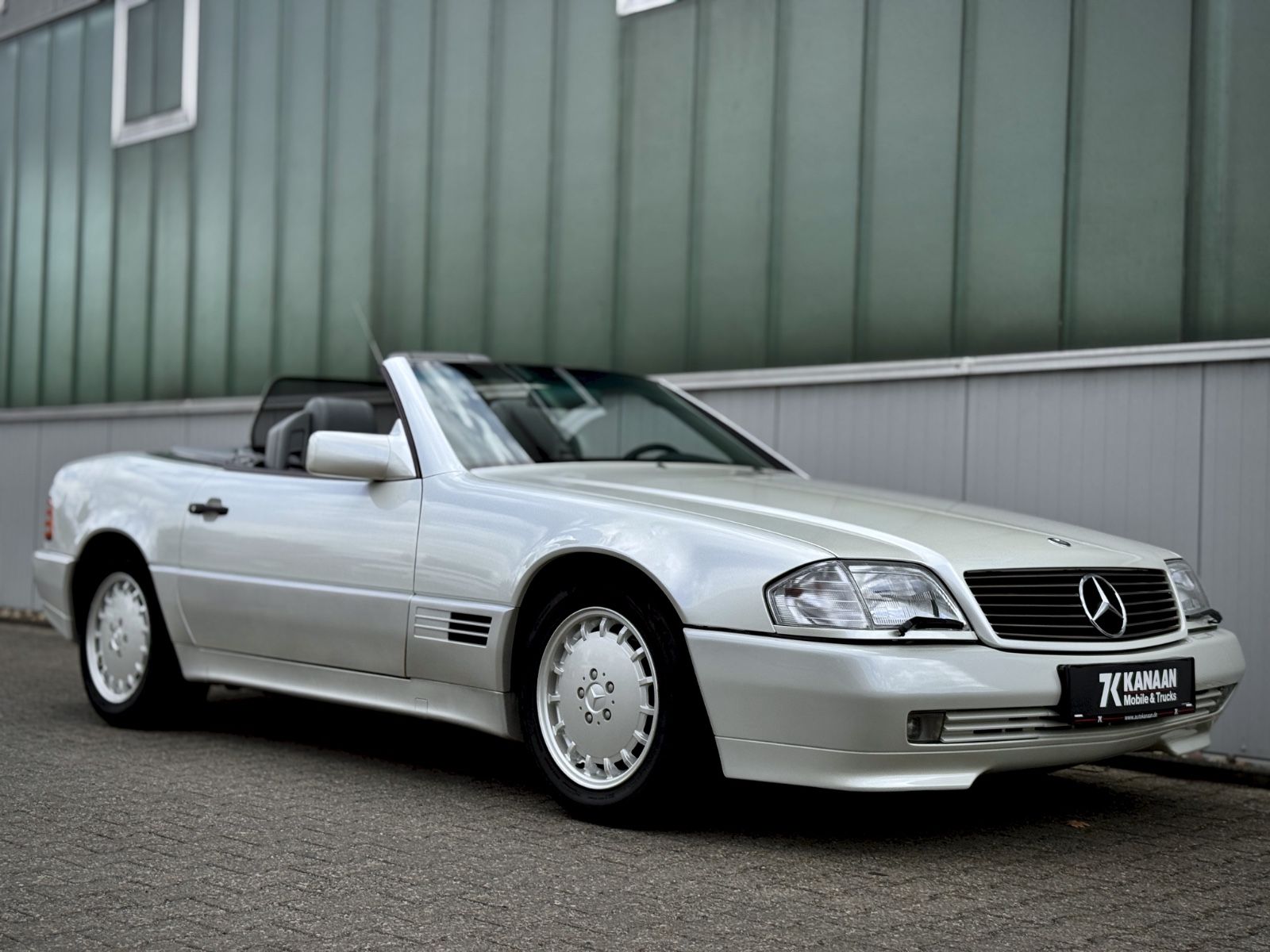Fahrzeugabbildung Mercedes-Benz SL 300 Roadster *AUTOMATIK|KLIMA|LEDER*