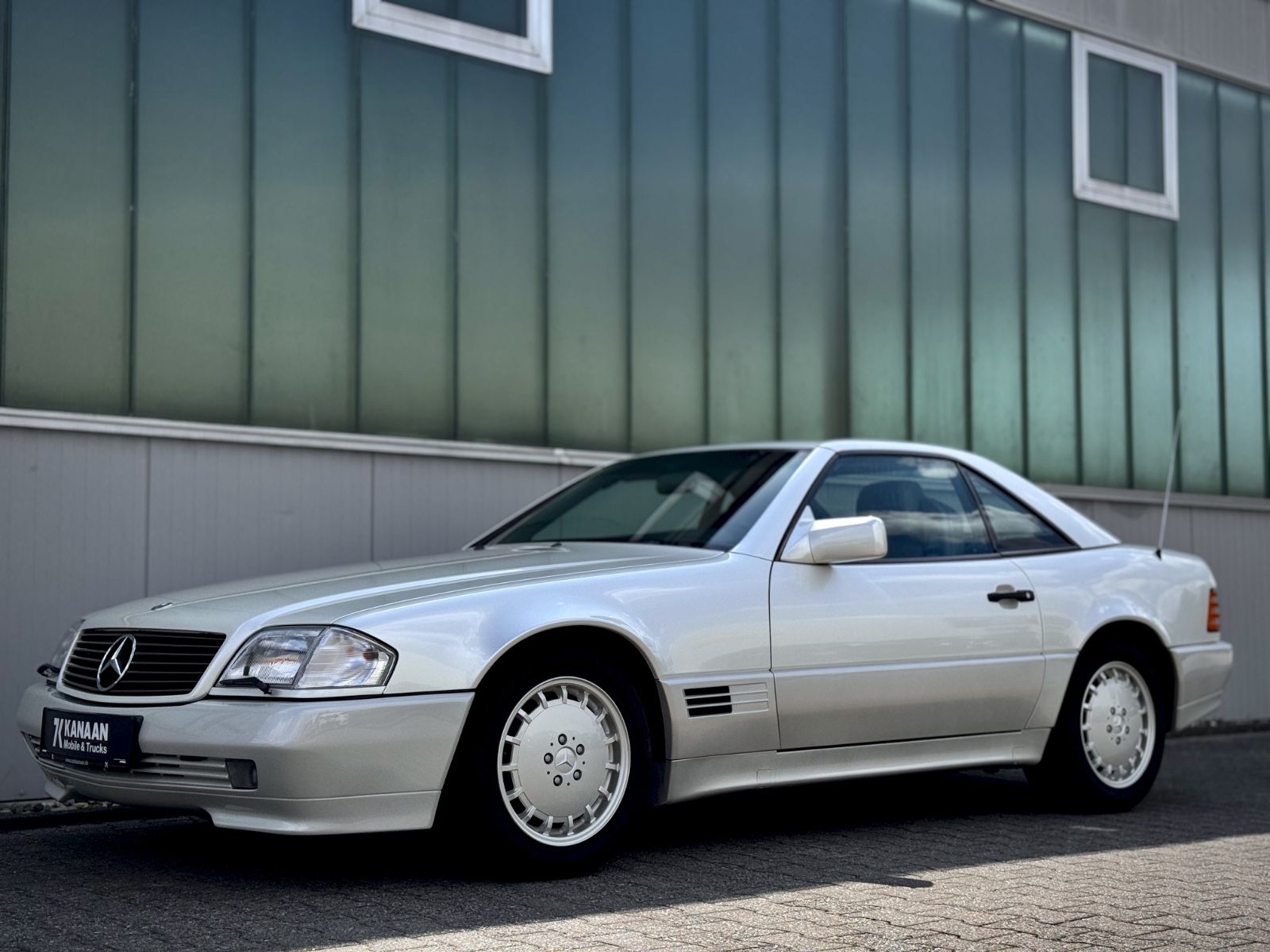 Fahrzeugabbildung Mercedes-Benz SL 300 Roadster *AUTOMATIK|KLIMA|LEDER*
