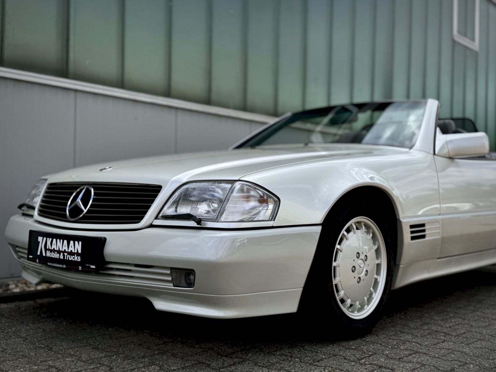 Fahrzeugabbildung Mercedes-Benz SL 300 Roadster *AUTOMATIK|KLIMA|LEDER*