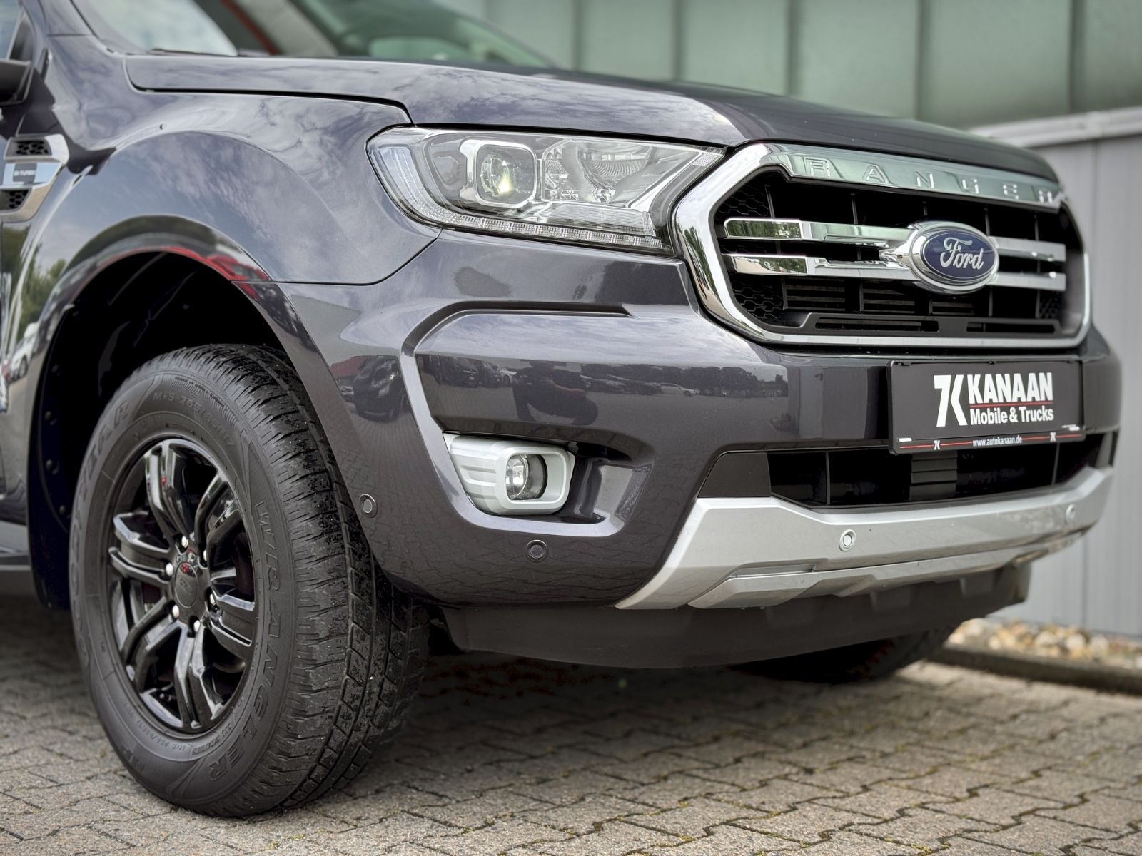 Fahrzeugabbildung Ford Ranger 2.0 TDCI Limited Doppelkabine 4x4