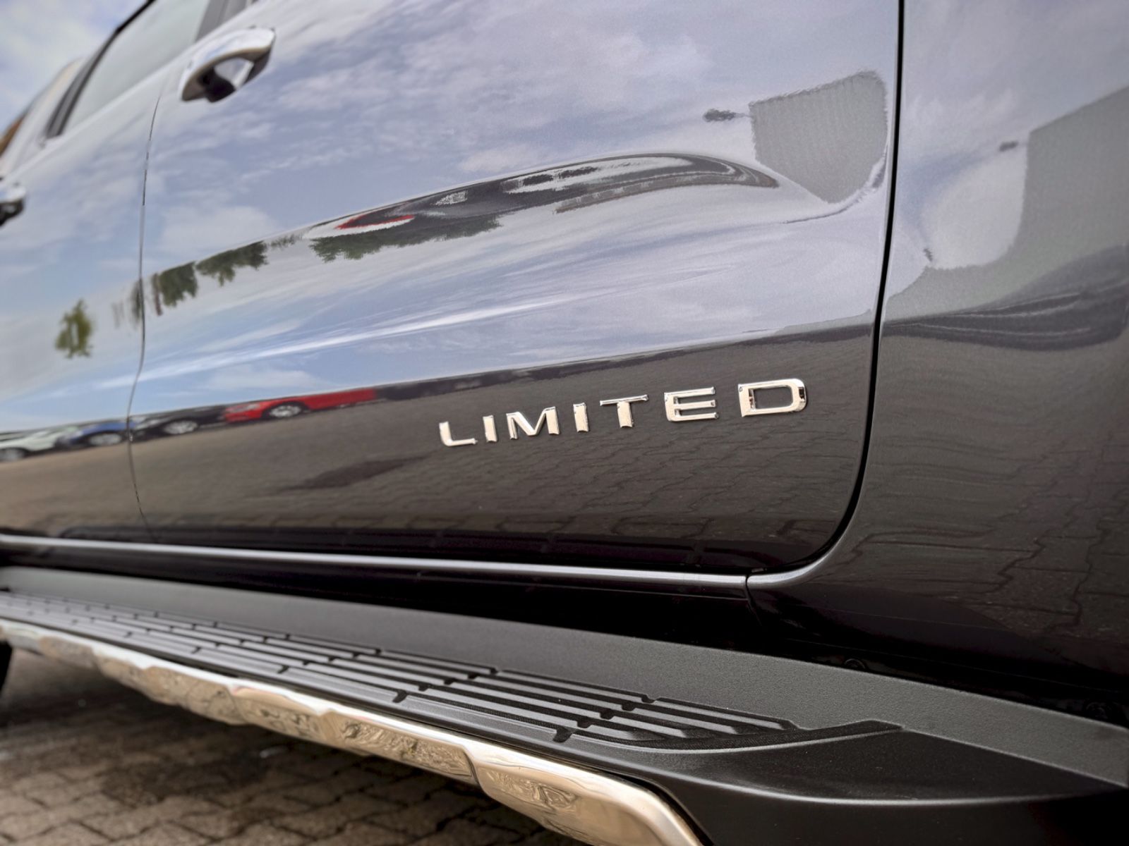 Fahrzeugabbildung Ford Ranger 2.0 TDCI Limited Doppelkabine 4x4