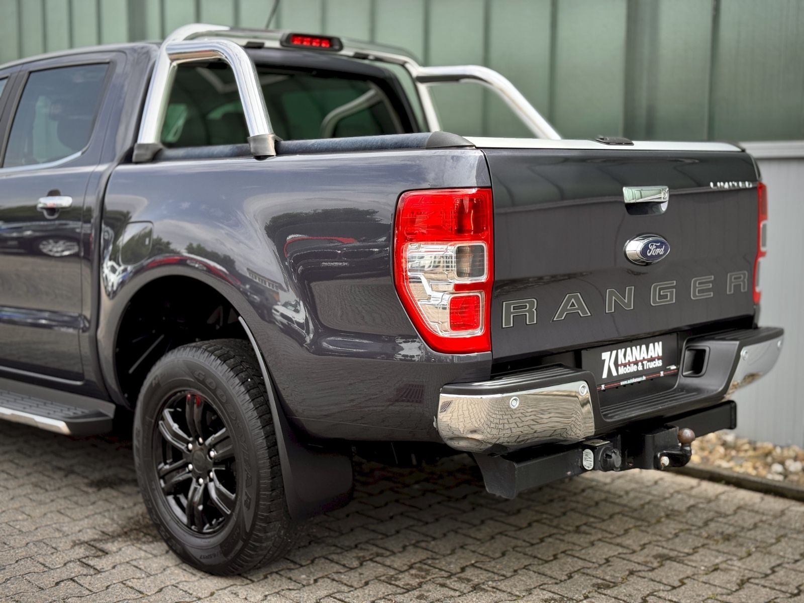 Fahrzeugabbildung Ford Ranger 2.0 TDCI Limited Doppelkabine 4x4
