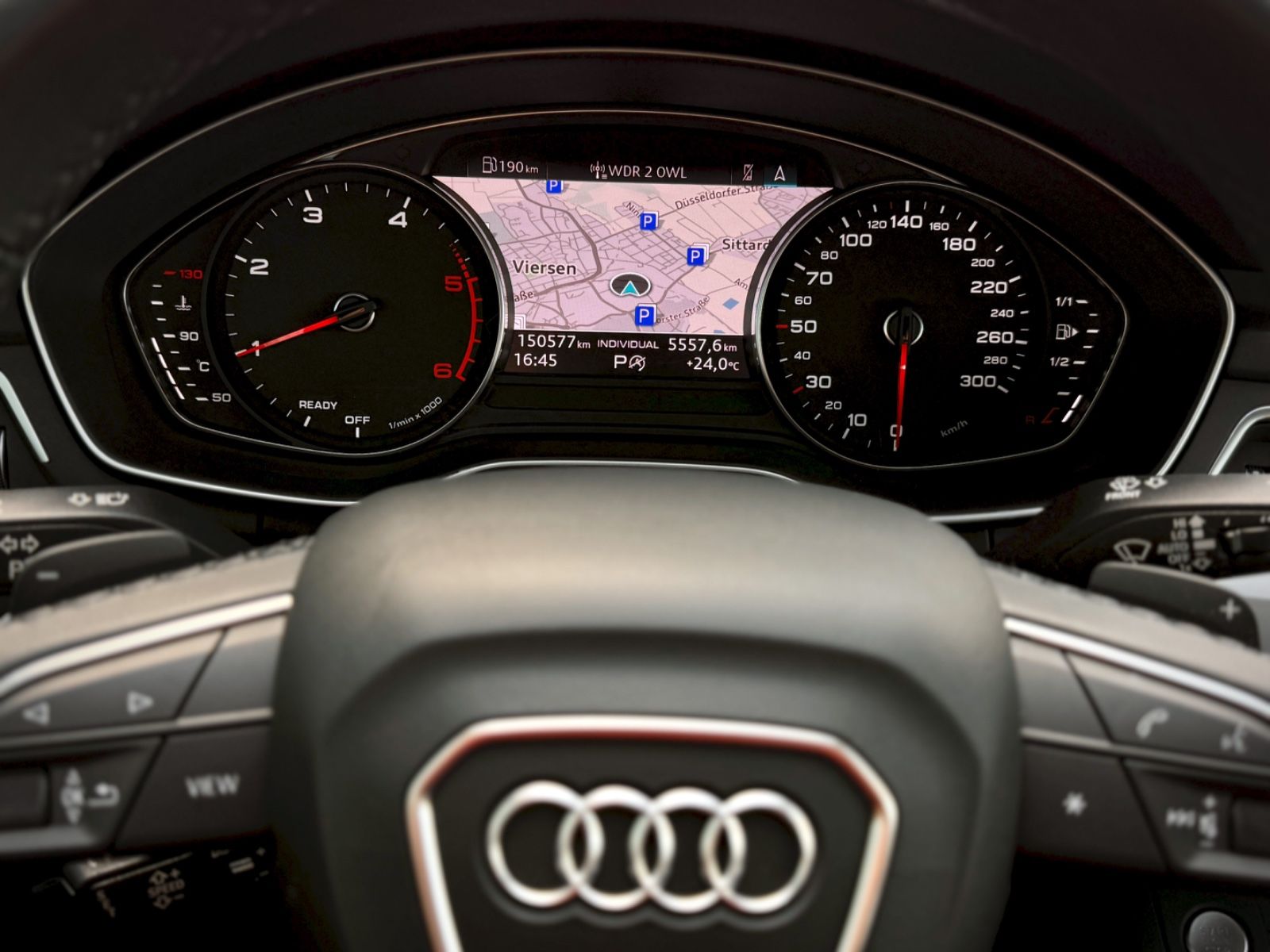 Fahrzeugabbildung Audi A4 Avant Allroad 40TDI Quattro *ASSIST|AHK|PANO*