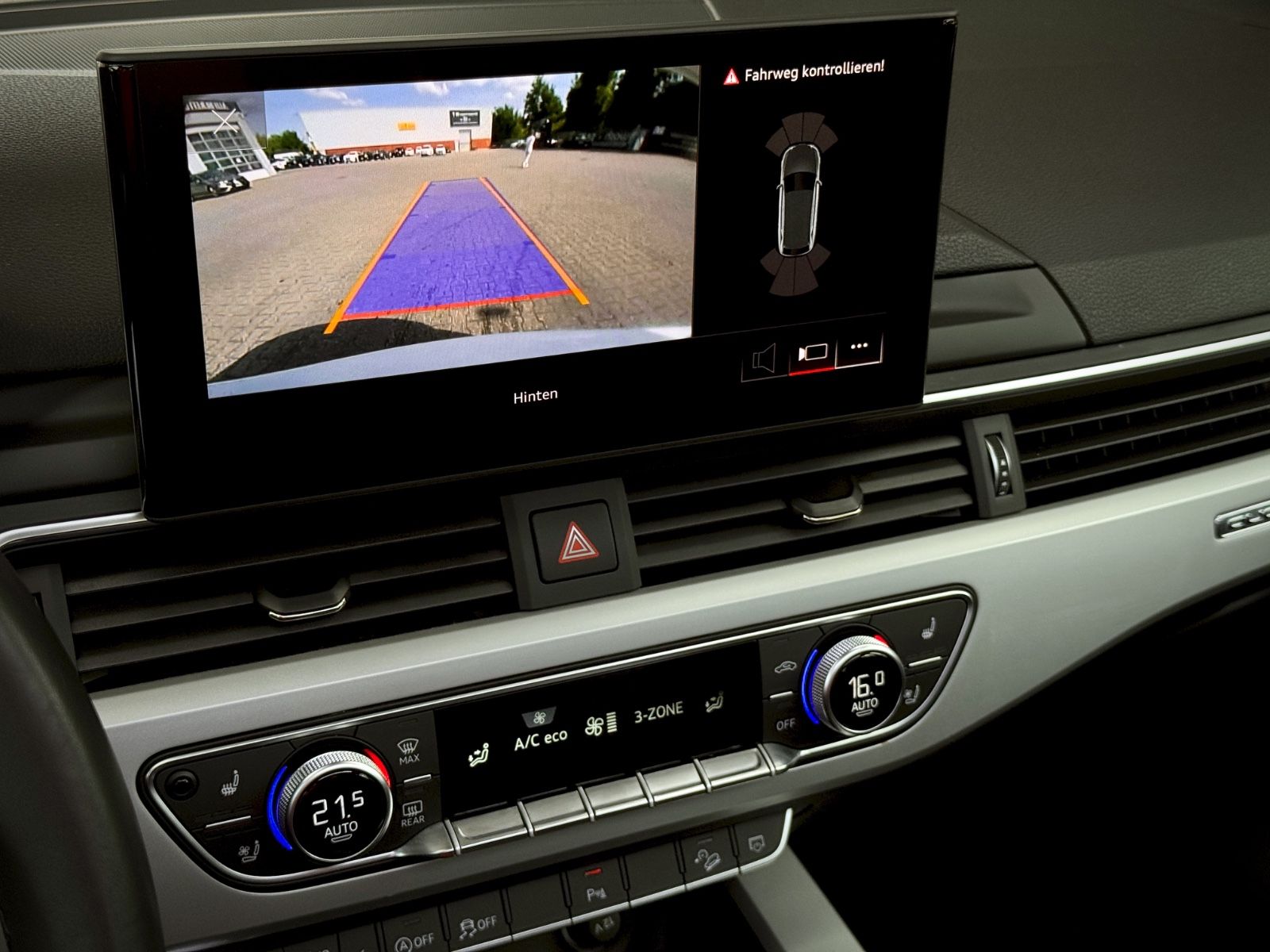 Fahrzeugabbildung Audi A4 Avant Allroad 40TDI Quattro *ASSIST|AHK|PANO*
