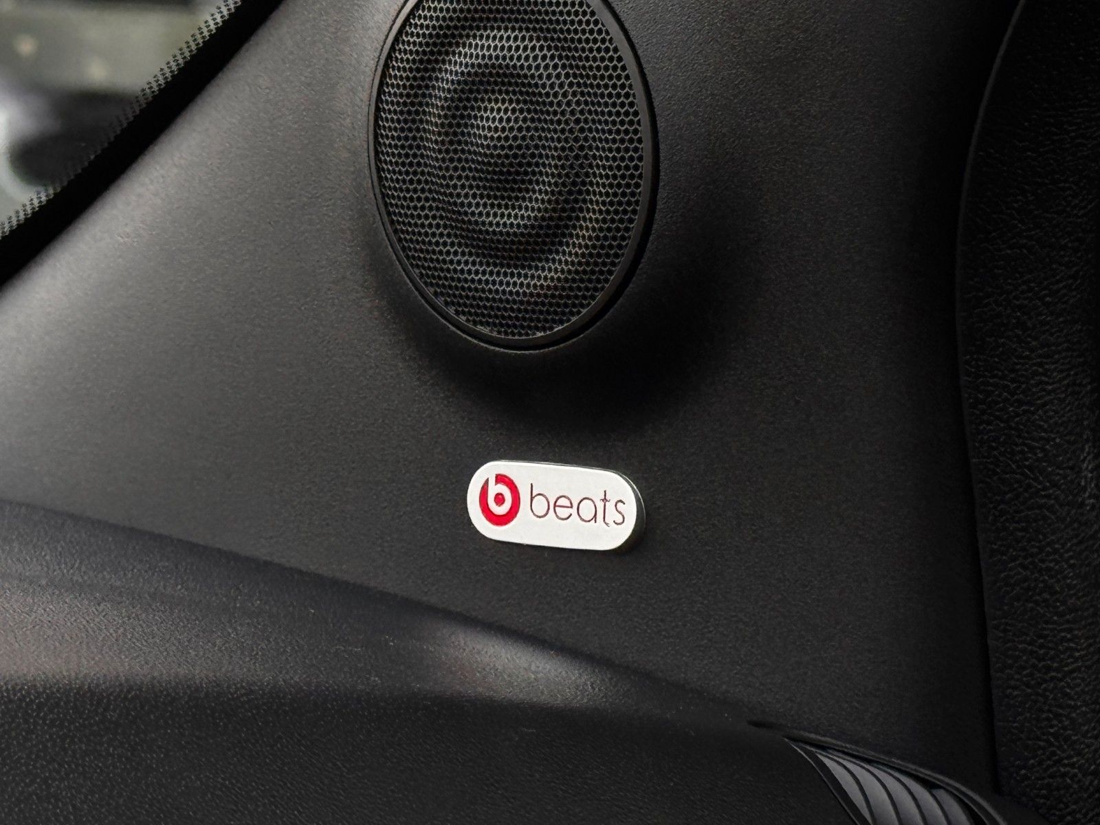 Fahrzeugabbildung Abarth 595 Cabriolet Competizione*LEDER|NAVI|PDC|STYLE*