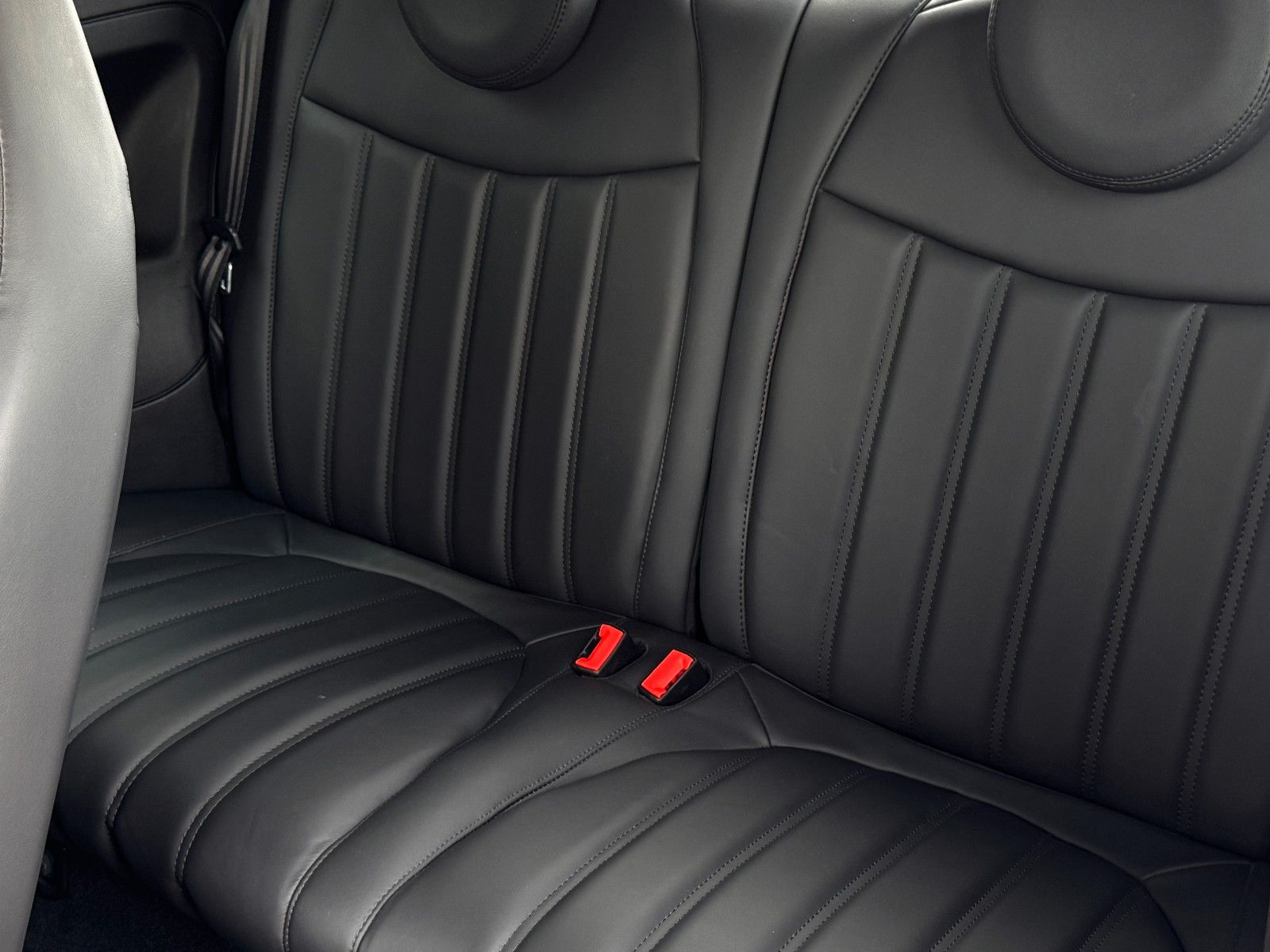 Fahrzeugabbildung Abarth 595 Cabriolet Competizione*LEDER|NAVI|PDC|STYLE*