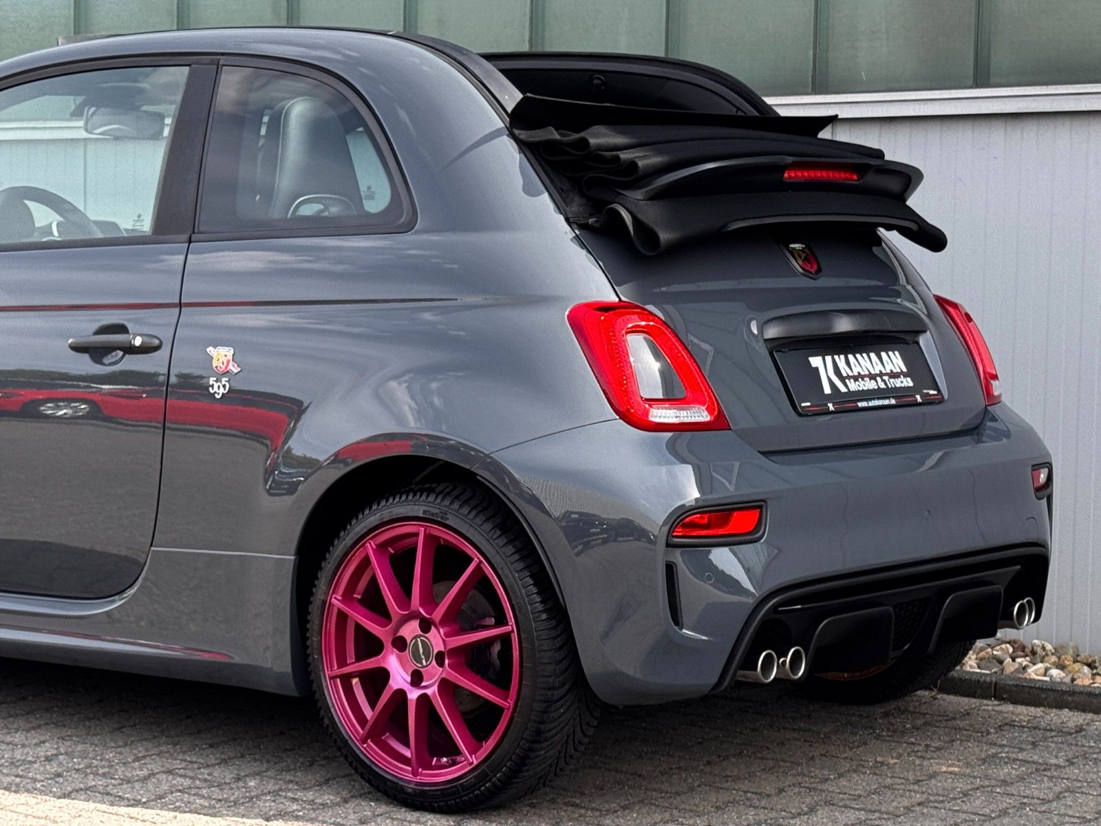 Fahrzeugabbildung Abarth 595 Cabriolet Competizione*LEDER|NAVI|PDC|STYLE*