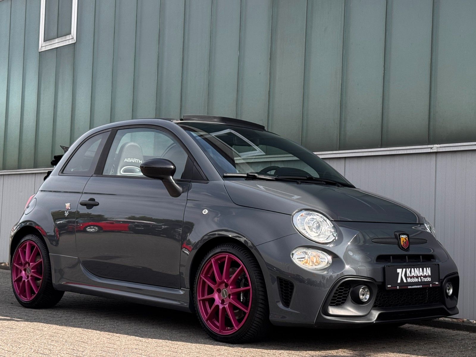 Fahrzeugabbildung Abarth 595 Cabriolet Competizione*LEDER|NAVI|PDC|STYLE*