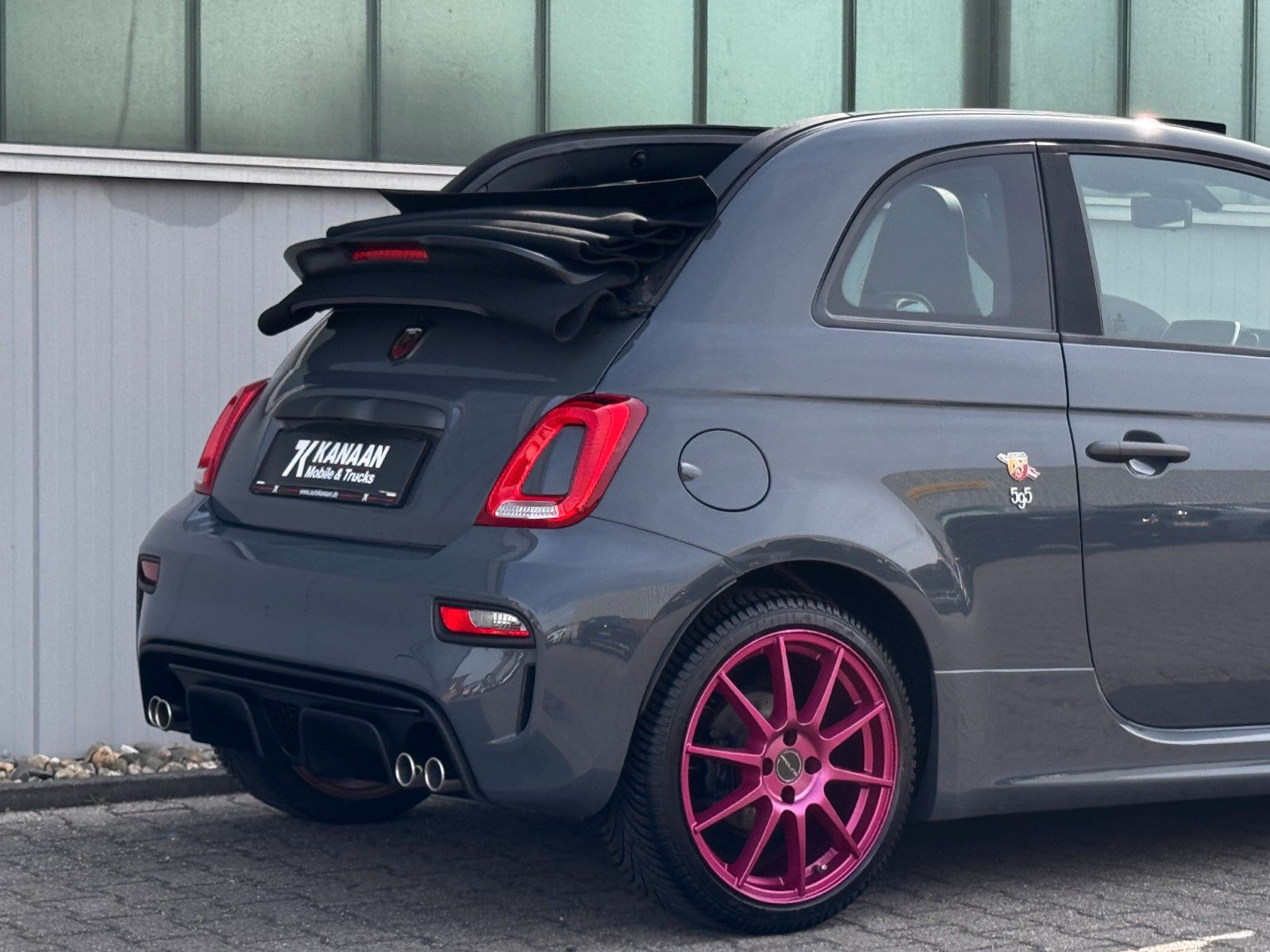 Fahrzeugabbildung Abarth 595 Cabriolet Competizione*LEDER|NAVI|PDC|STYLE*