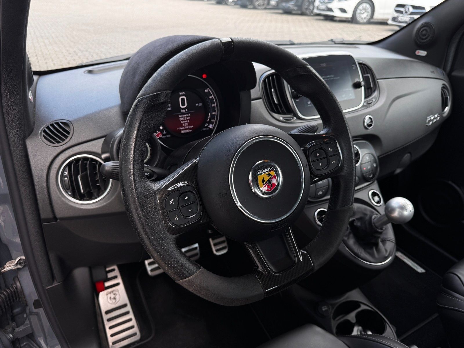 Fahrzeugabbildung Fiat Abarth 595 C Competizione*LEDER|NAVI|PDC|STYLE*