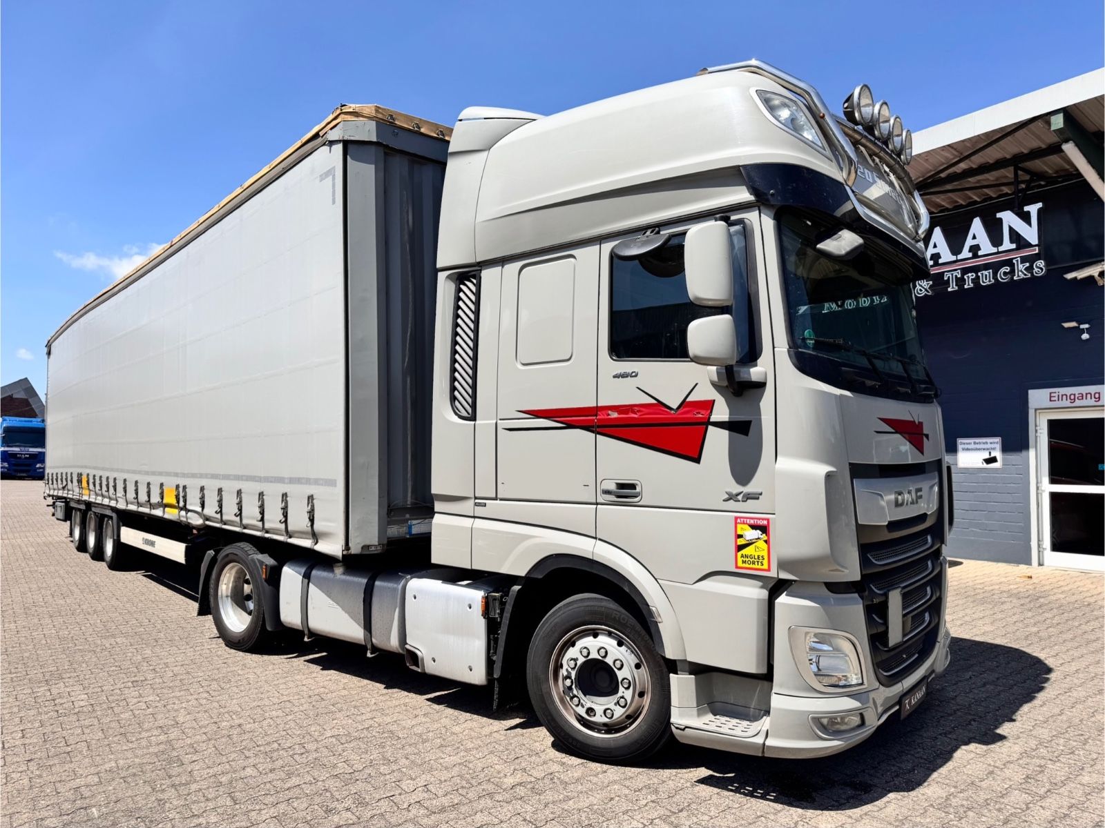 Fahrzeugabbildung DAF XF 480 FT 4x2 SSC Low Deck Standklima ZF-Intard