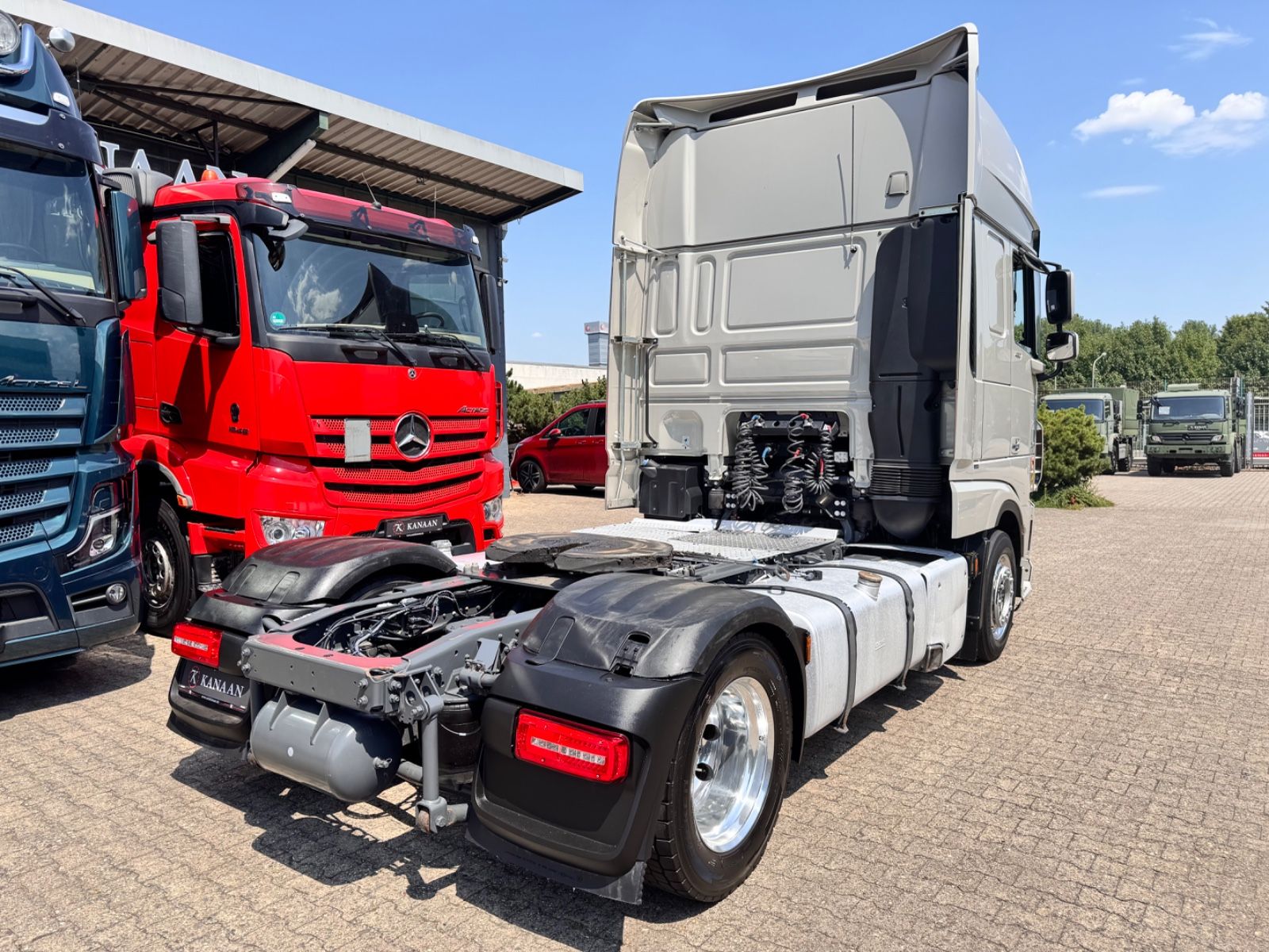 Fahrzeugabbildung DAF XF 480 FT 4x2 SSC Low Deck Standklima ZF-Intard