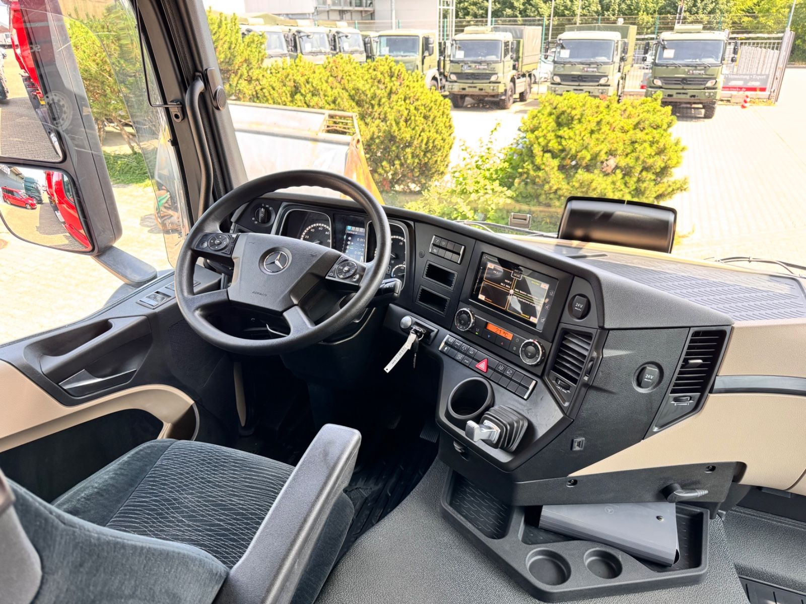 Fahrzeugabbildung Mercedes-Benz 1846 Actros  LS Kipphydraulik Alcoa