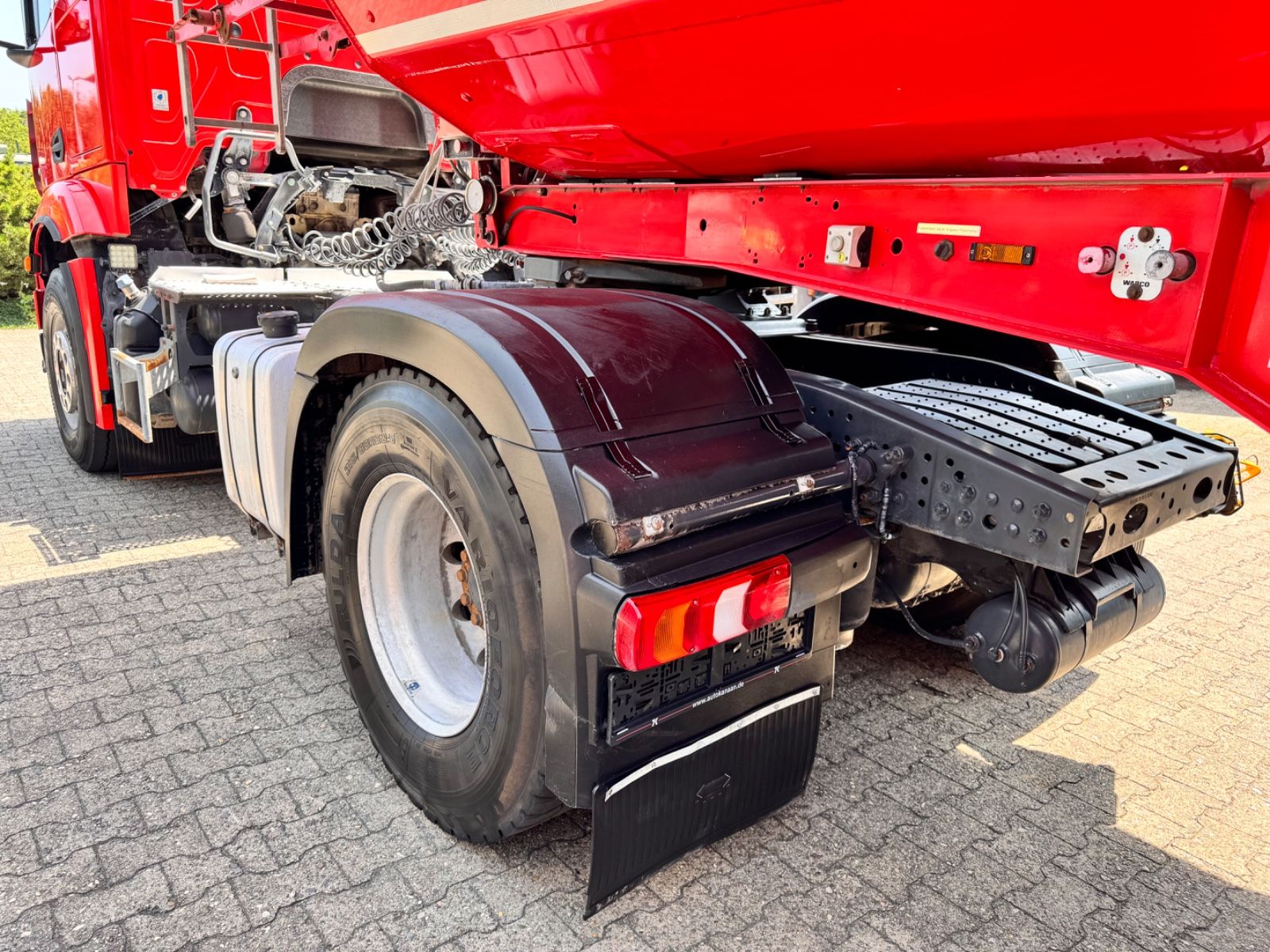 Fahrzeugabbildung Mercedes-Benz 1846 Actros  LS Kipphydraulik Alcoa