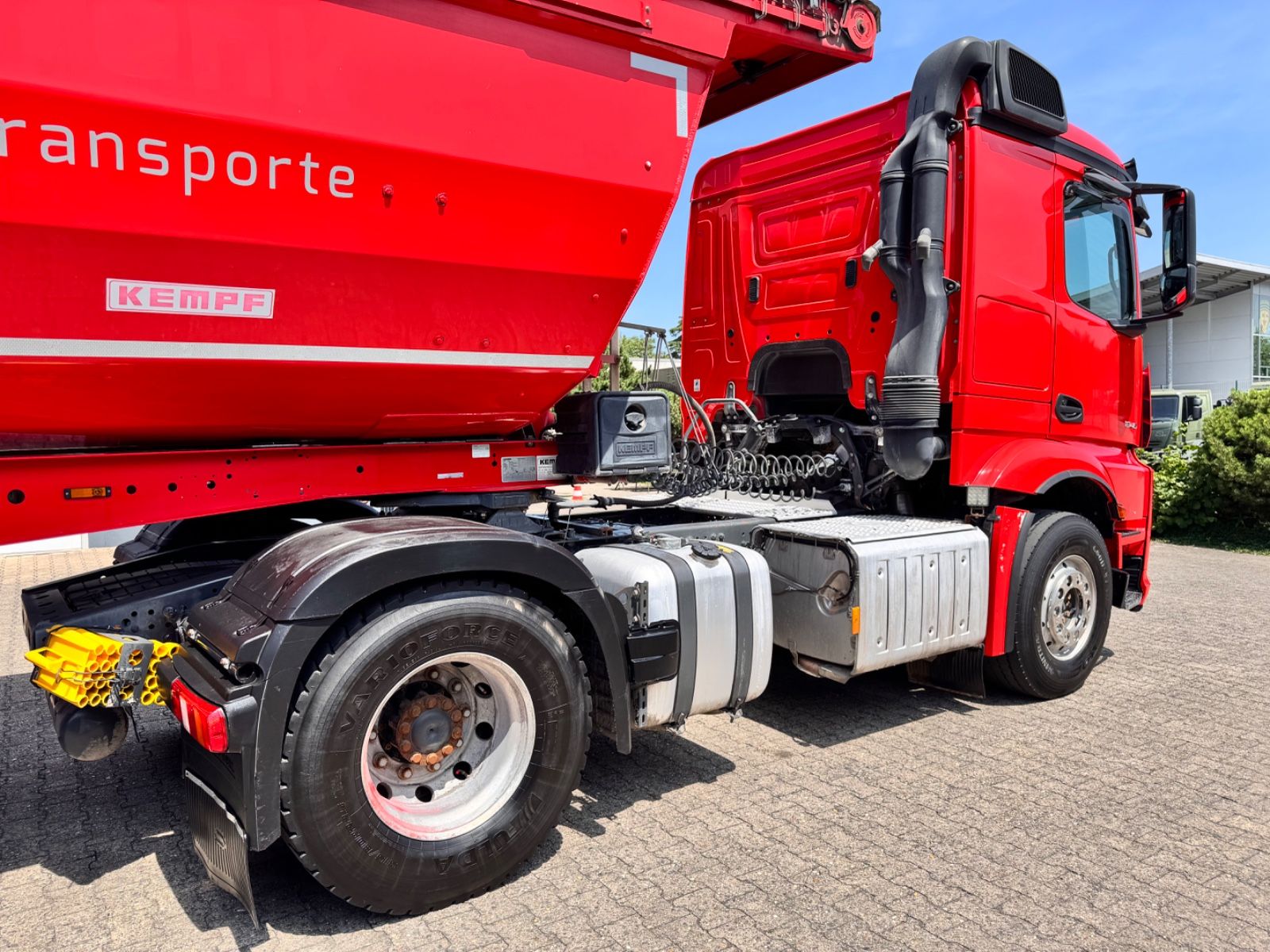 Fahrzeugabbildung Mercedes-Benz 1846 Actros  LS Kipphydraulik Alcoa
