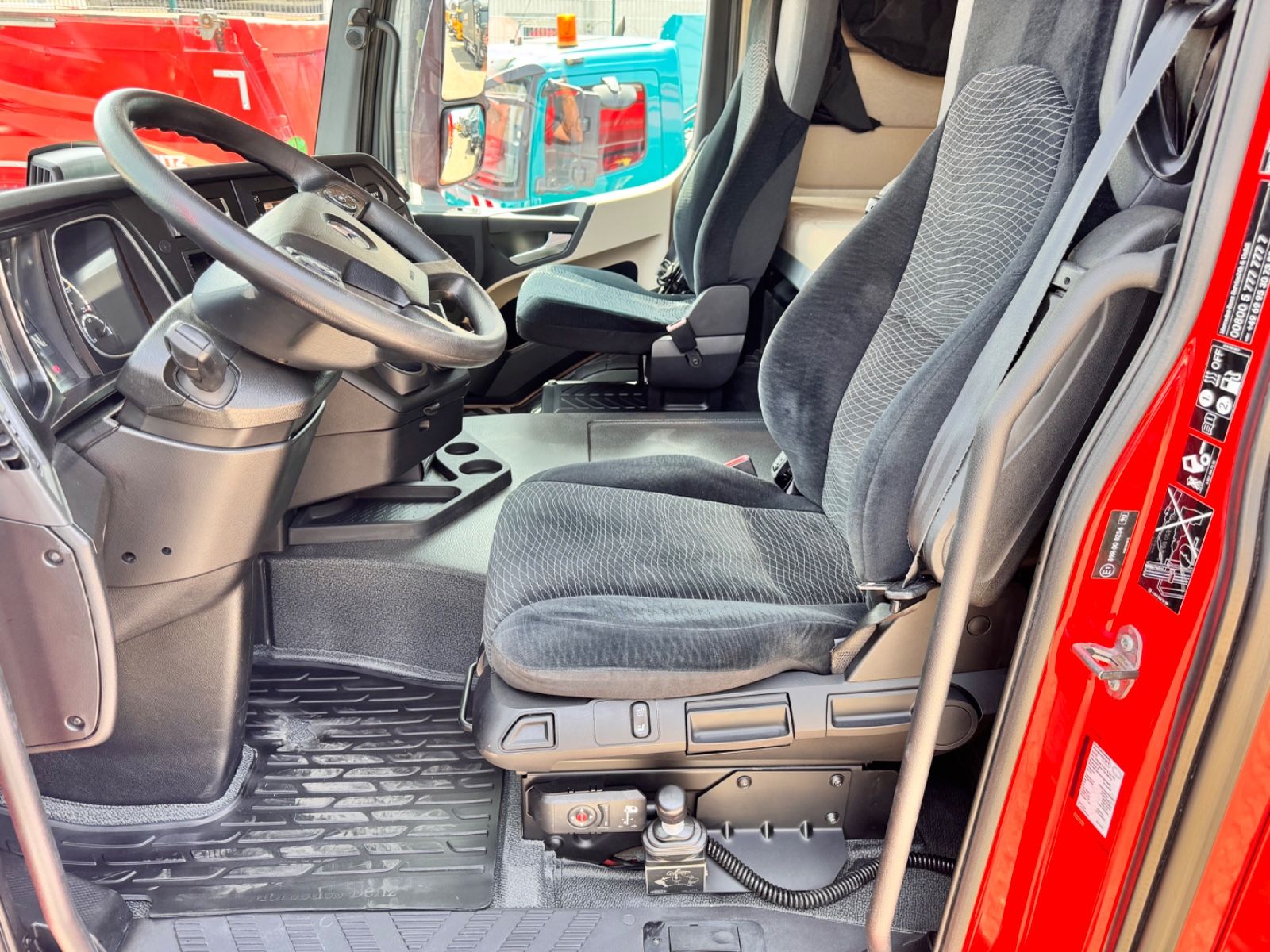 Fahrzeugabbildung Mercedes-Benz 1846 Actros  LS Kipphydraulik Alcoa