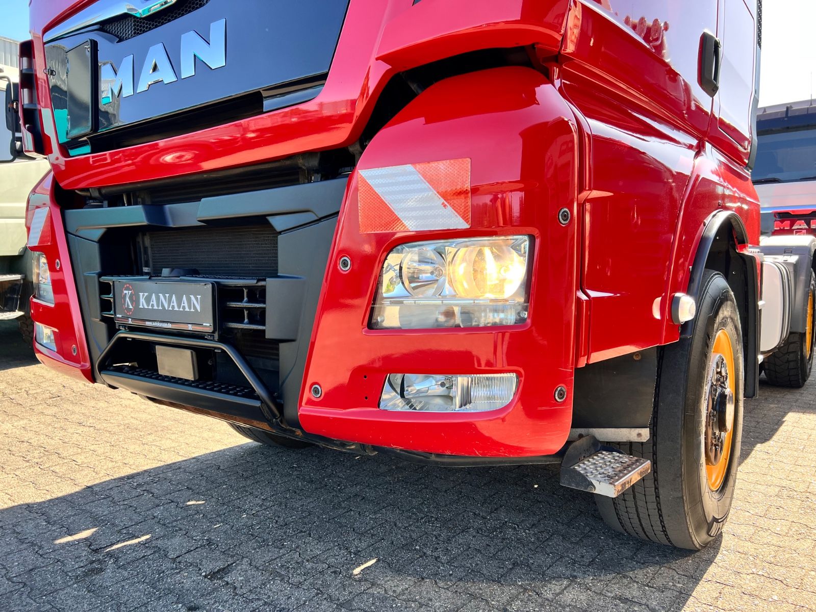 Fahrzeugabbildung MAN TGX 18.510 XLX 4x4H BLS -Pritarder TOP TÜV NEU