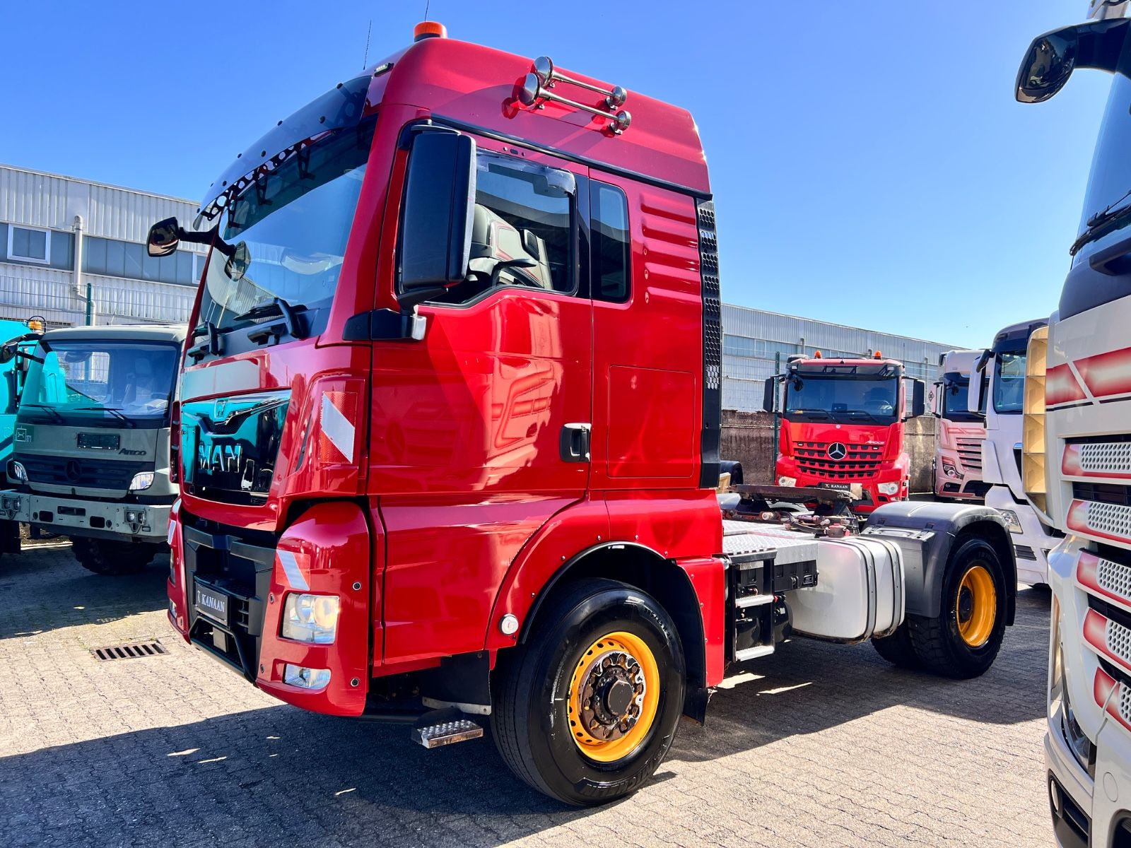 Fahrzeugabbildung MAN TGX 18.510 XLX 4x4H BLS -Pritarder TOP TÜV NEU