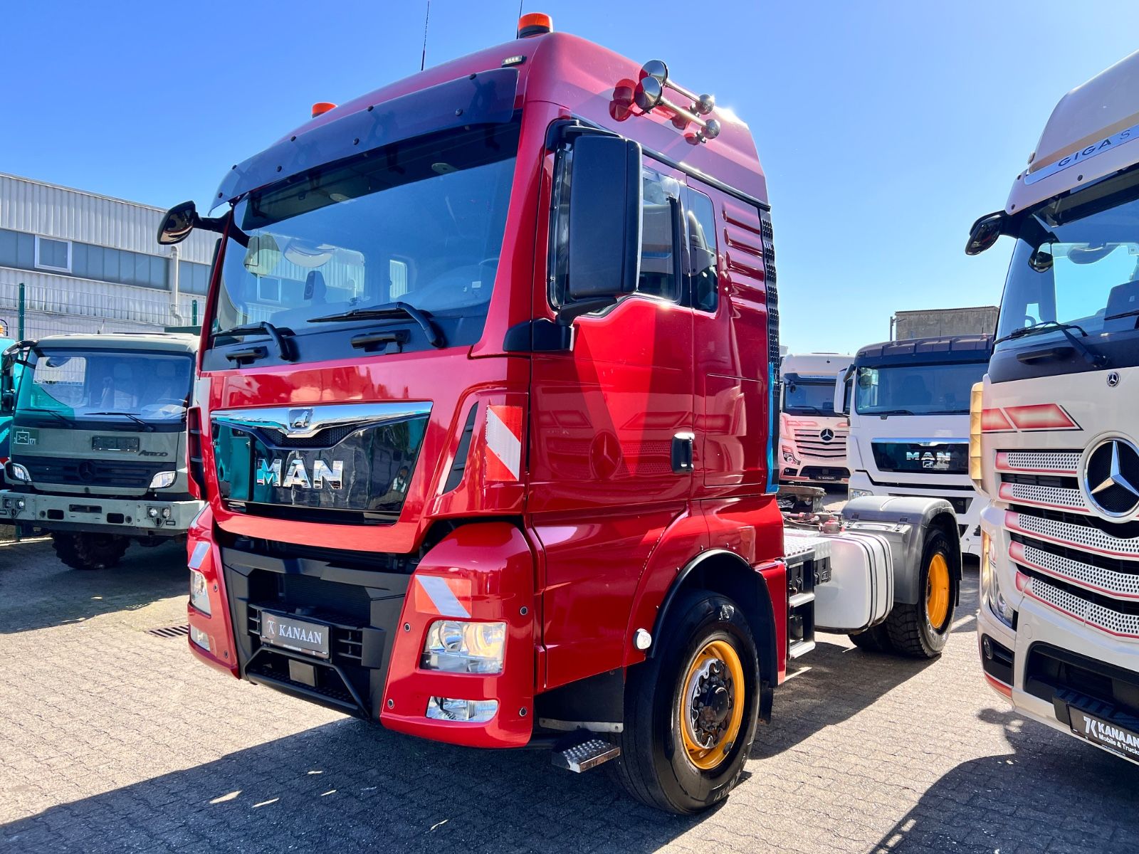 Fahrzeugabbildung MAN TGX 18.510 XLX 4x4H BLS -Pritarder TOP TÜV NEU