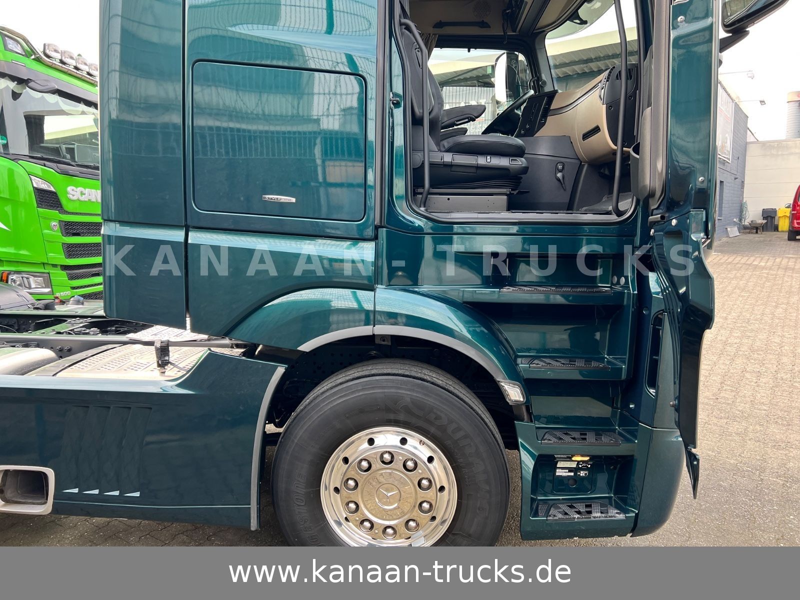 Fahrzeugabbildung Mercedes-Benz 1858 LS Actros 5 GigaSpace leder Xenon 1860 1863