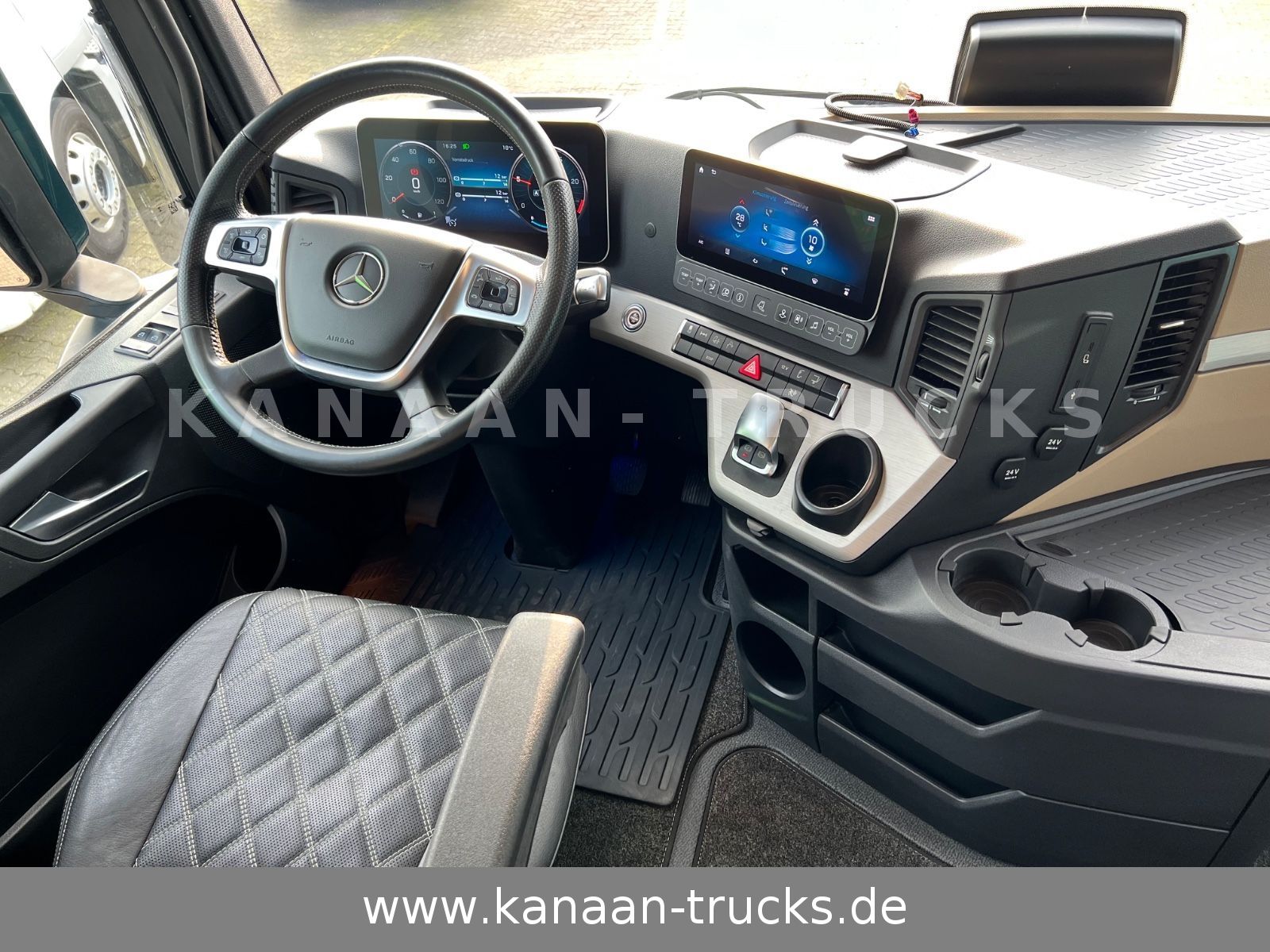 Fahrzeugabbildung Mercedes-Benz 1858 LS Actros 5 GigaSpace leder Xenon 1860 1863