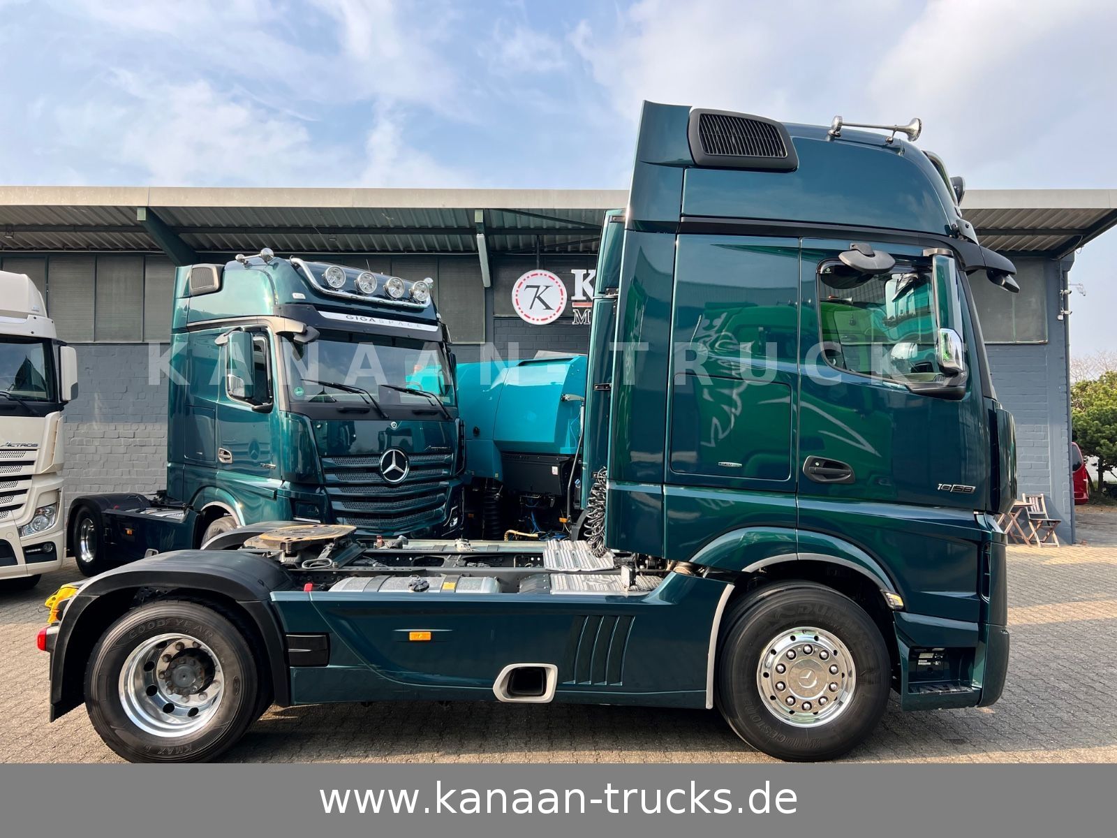 Fahrzeugabbildung Mercedes-Benz 1858 LS Actros 5 GigaSpace leder Xenon 1860 1863