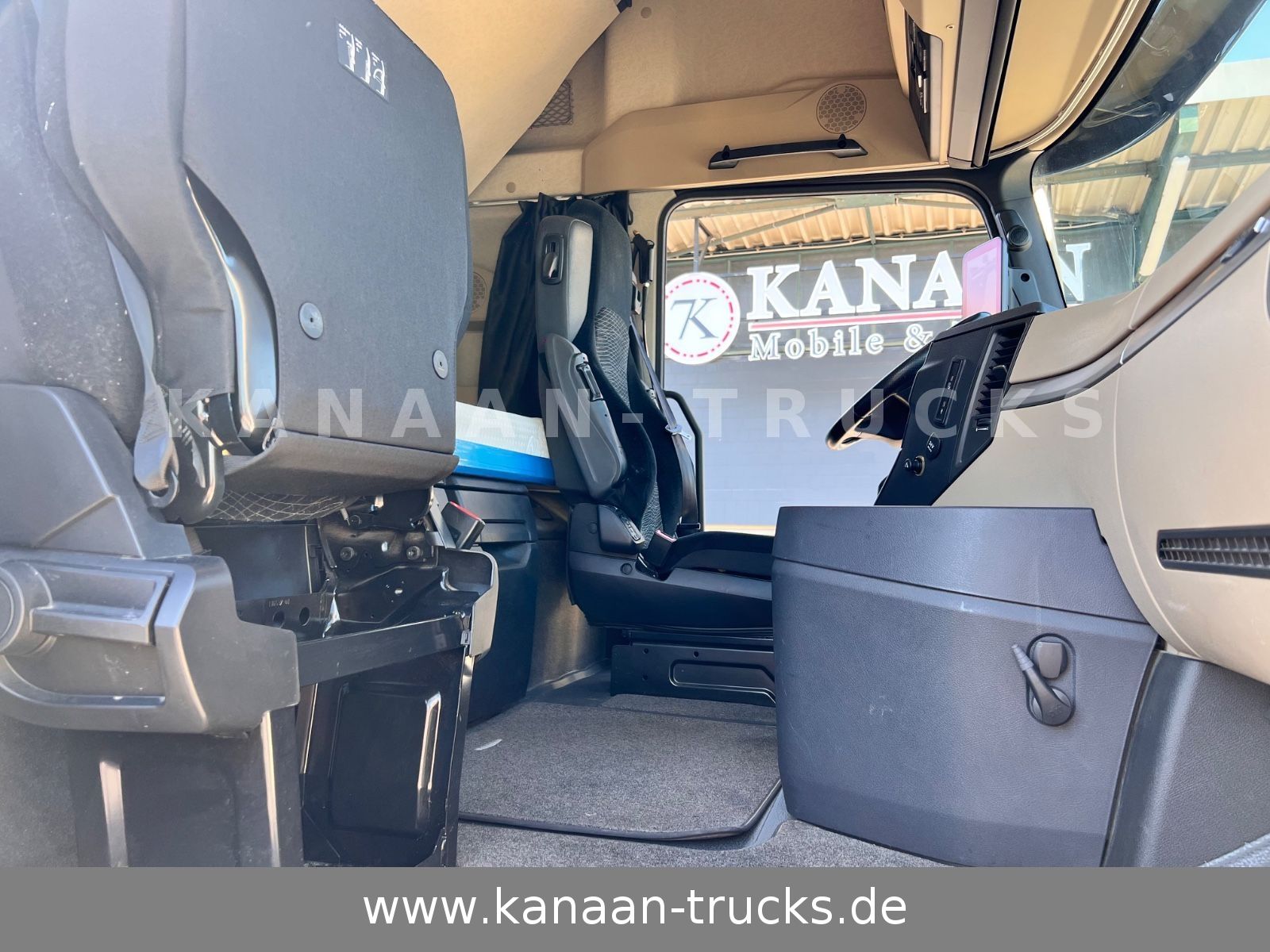 Fahrzeugabbildung Mercedes-Benz 1848 LS Actros 5  GigaSpace