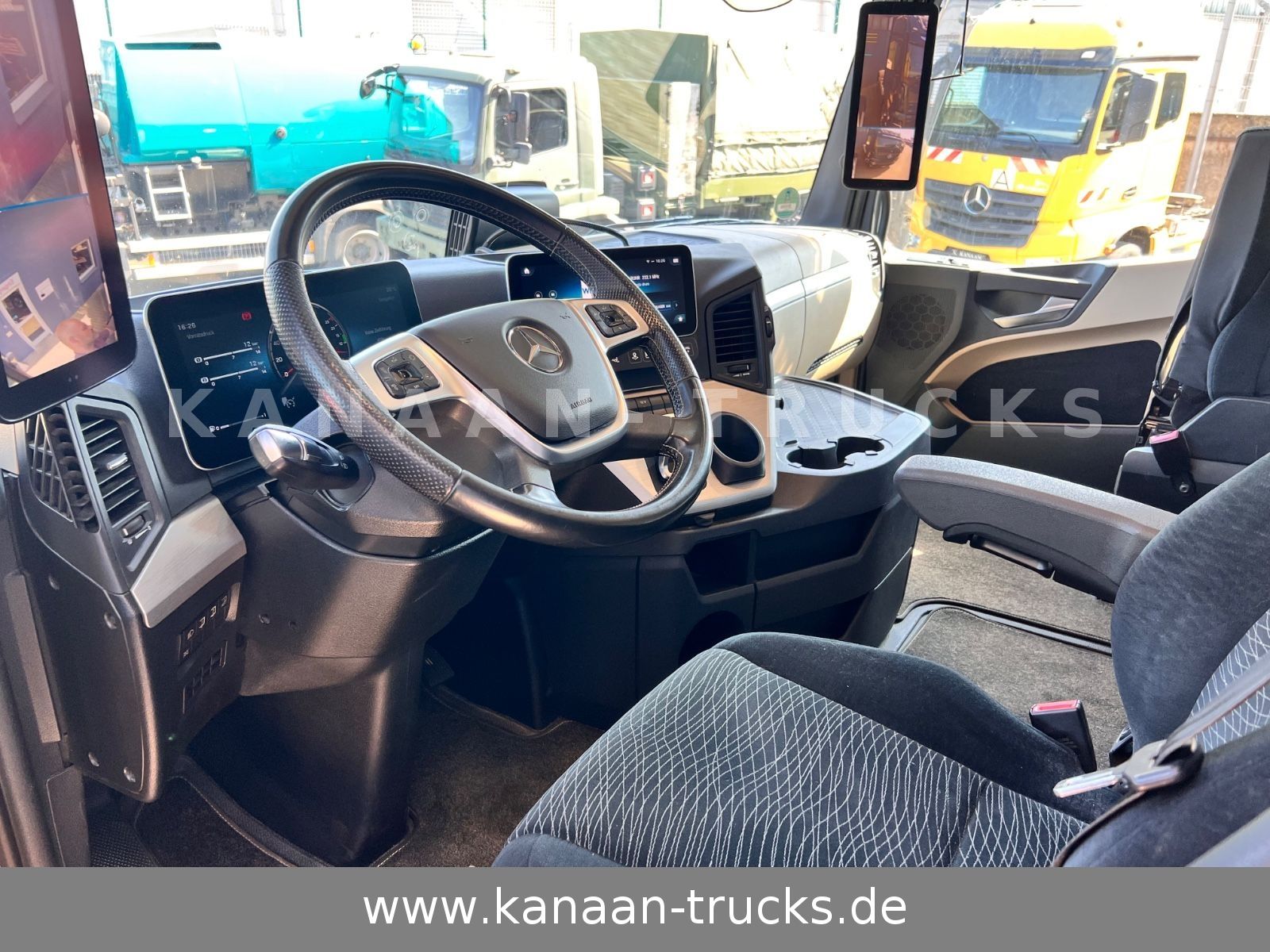 Fahrzeugabbildung Mercedes-Benz 1848 LS Actros 5  GigaSpace