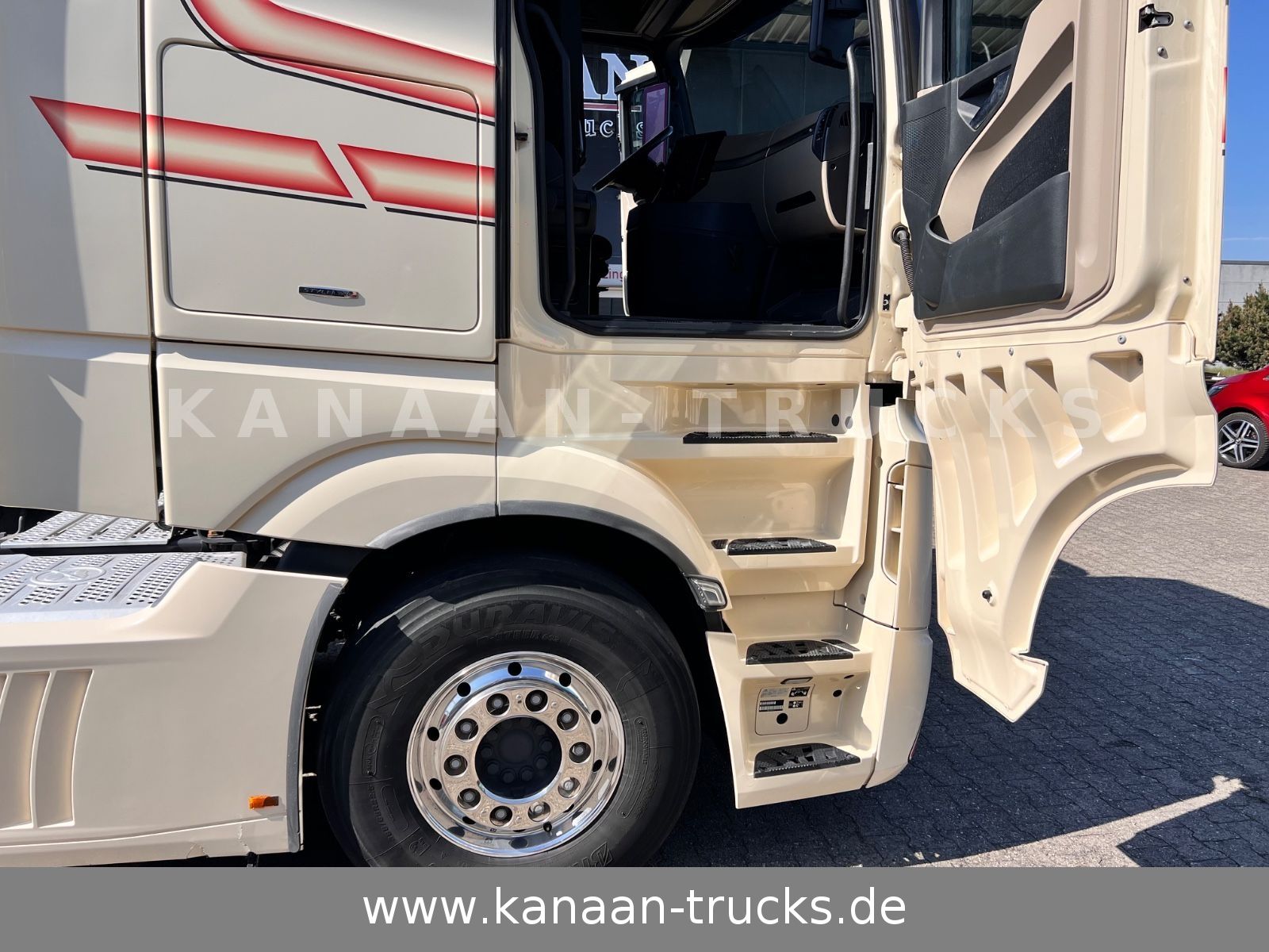 Fahrzeugabbildung Mercedes-Benz 1848 LS Actros 5  GigaSpace