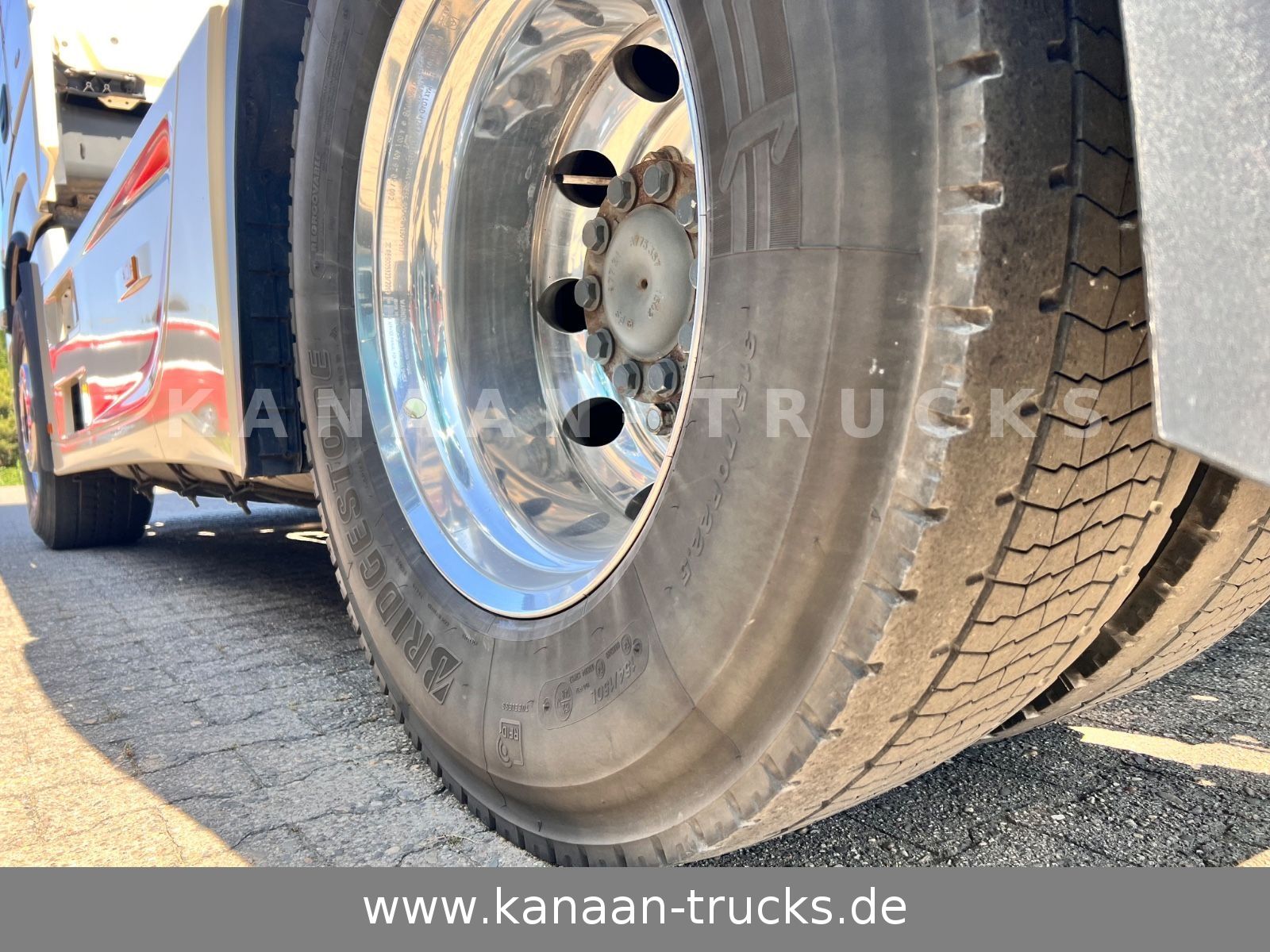Fahrzeugabbildung Mercedes-Benz 1848 LS Actros 5  GigaSpace