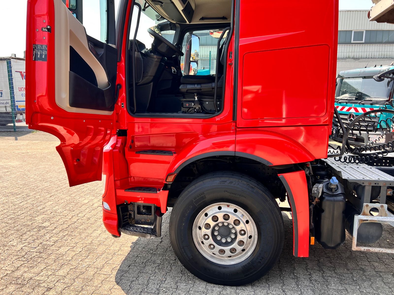 Fahrzeugabbildung Mercedes-Benz 1846 LS  Actros 5 4x2 Kipphydraulik