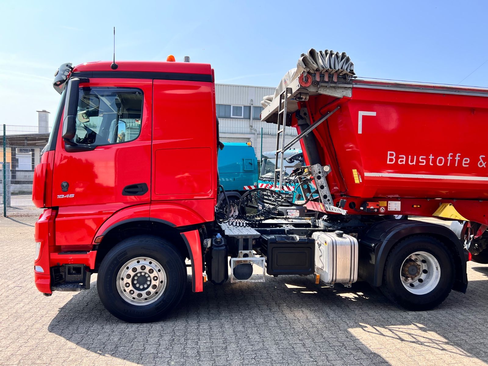 Fahrzeugabbildung Mercedes-Benz 1846 LS  Actros 5 4x2 Kipphydraulik