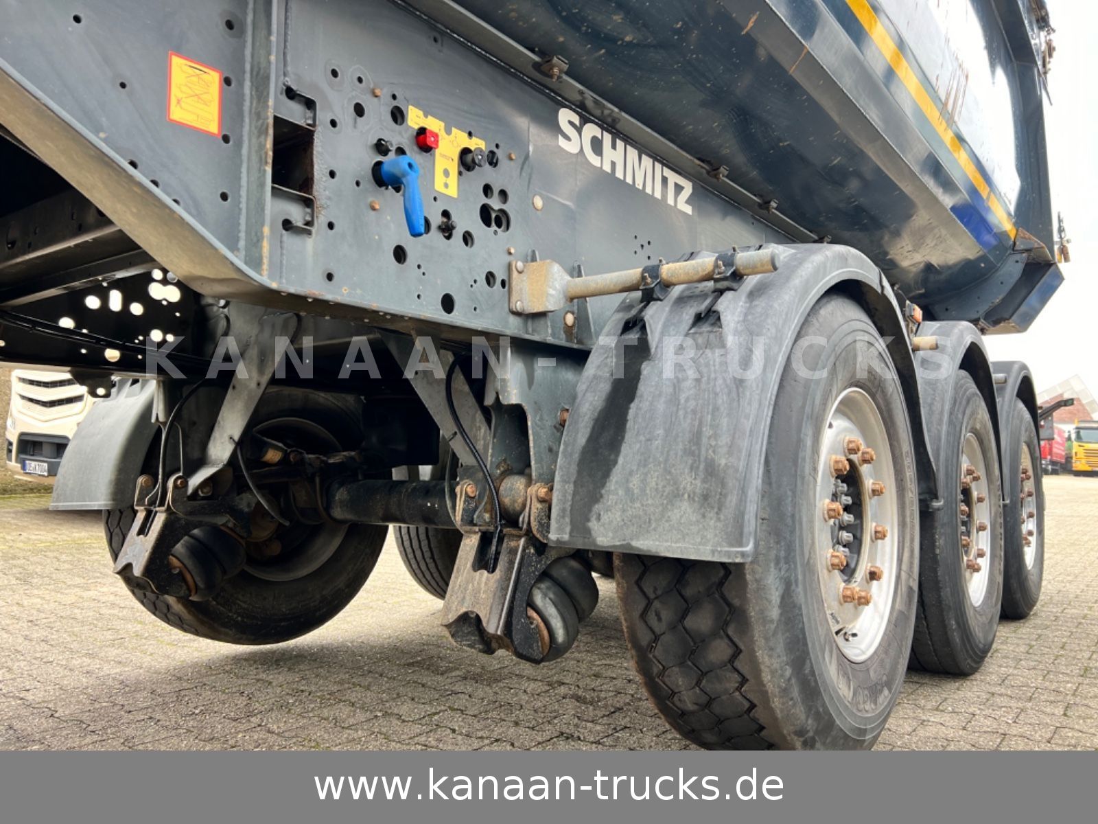 Fahrzeugabbildung Schmitz Cargobull SKI 24 SL7,2  Cramaro Verdeck Leerg. 6.380Kg TOP